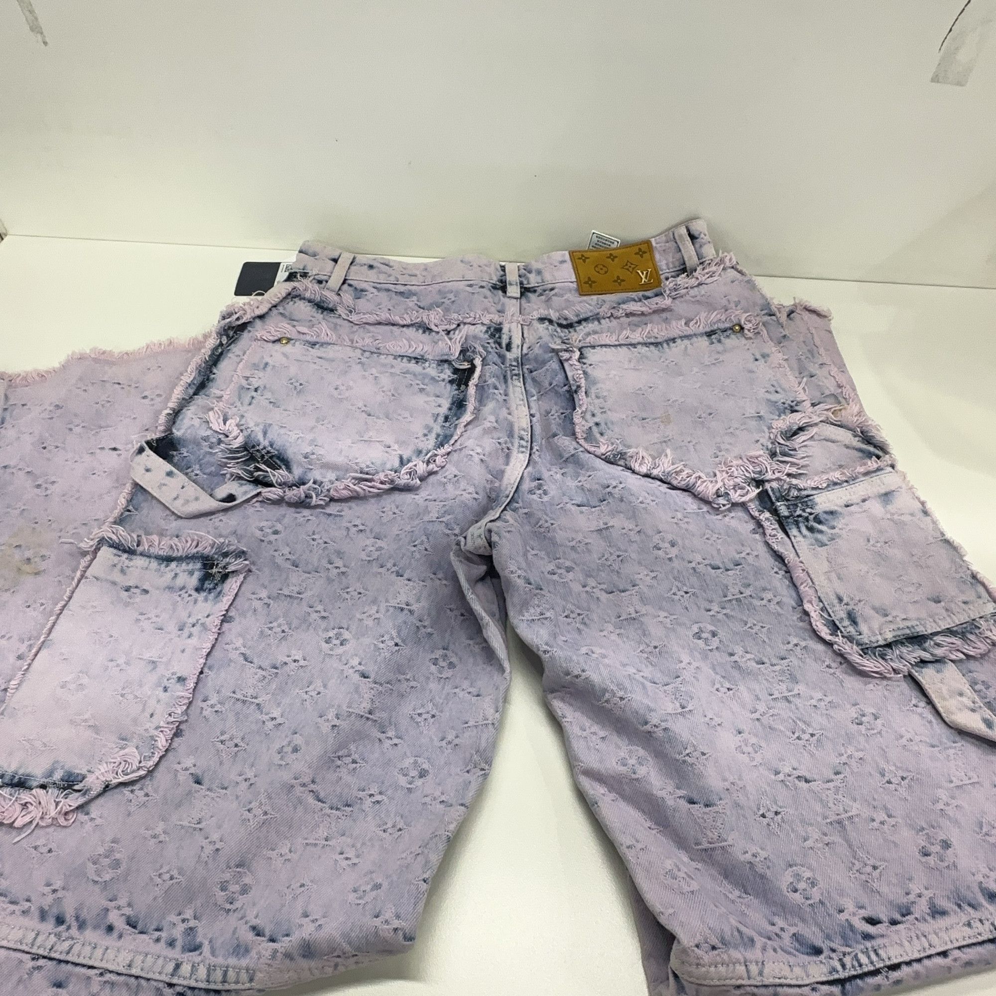 Louis Vuitton Louis Vuitton Monogram Fringed Carpenter Jeans 30 Size US 30 / EU 46 - 10 Thumbnail