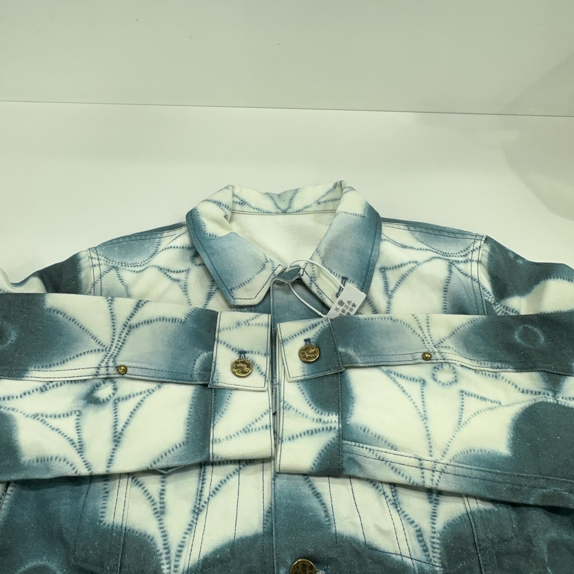 Louis Vuitton Louis Vuitton Tie-Dye Monogram Denim Jacket 48 Size US M / EU 48-50 / 2 - 10 Thumbnail