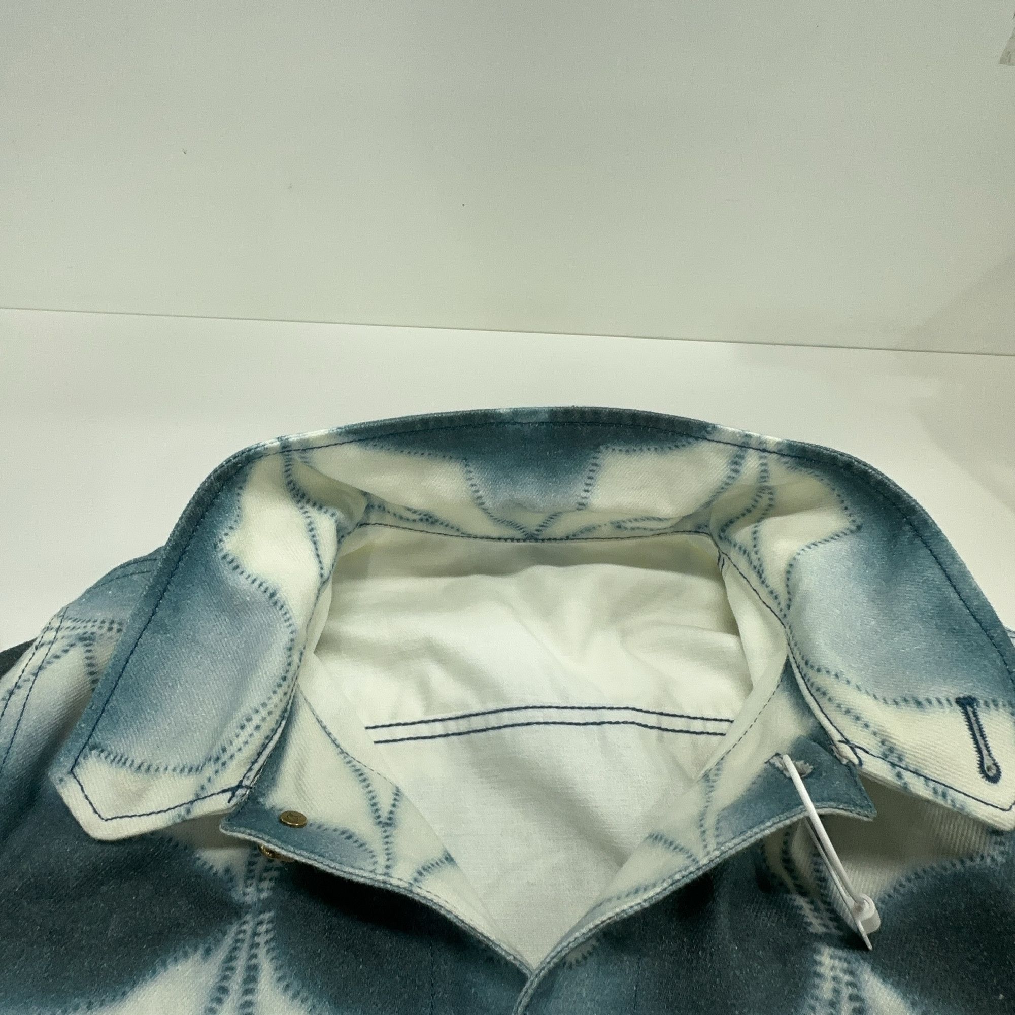 Louis Vuitton Louis Vuitton Tie-Dye Monogram Denim Jacket 48 Size US M / EU 48-50 / 2 - 6 Thumbnail