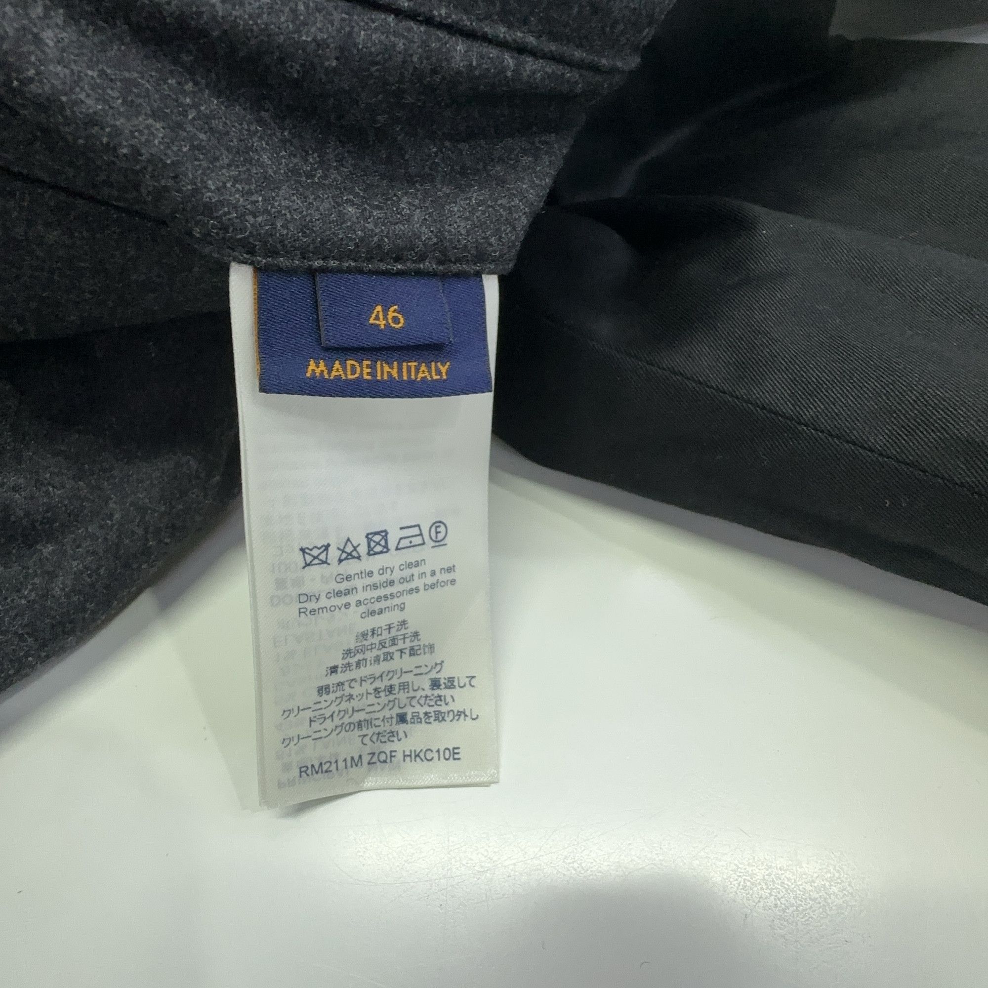 Louis Vuitton Louis Vuitton Reversible Monogram Rain Coat 46 Size US S / EU 44-46 / 1 - 6 Thumbnail