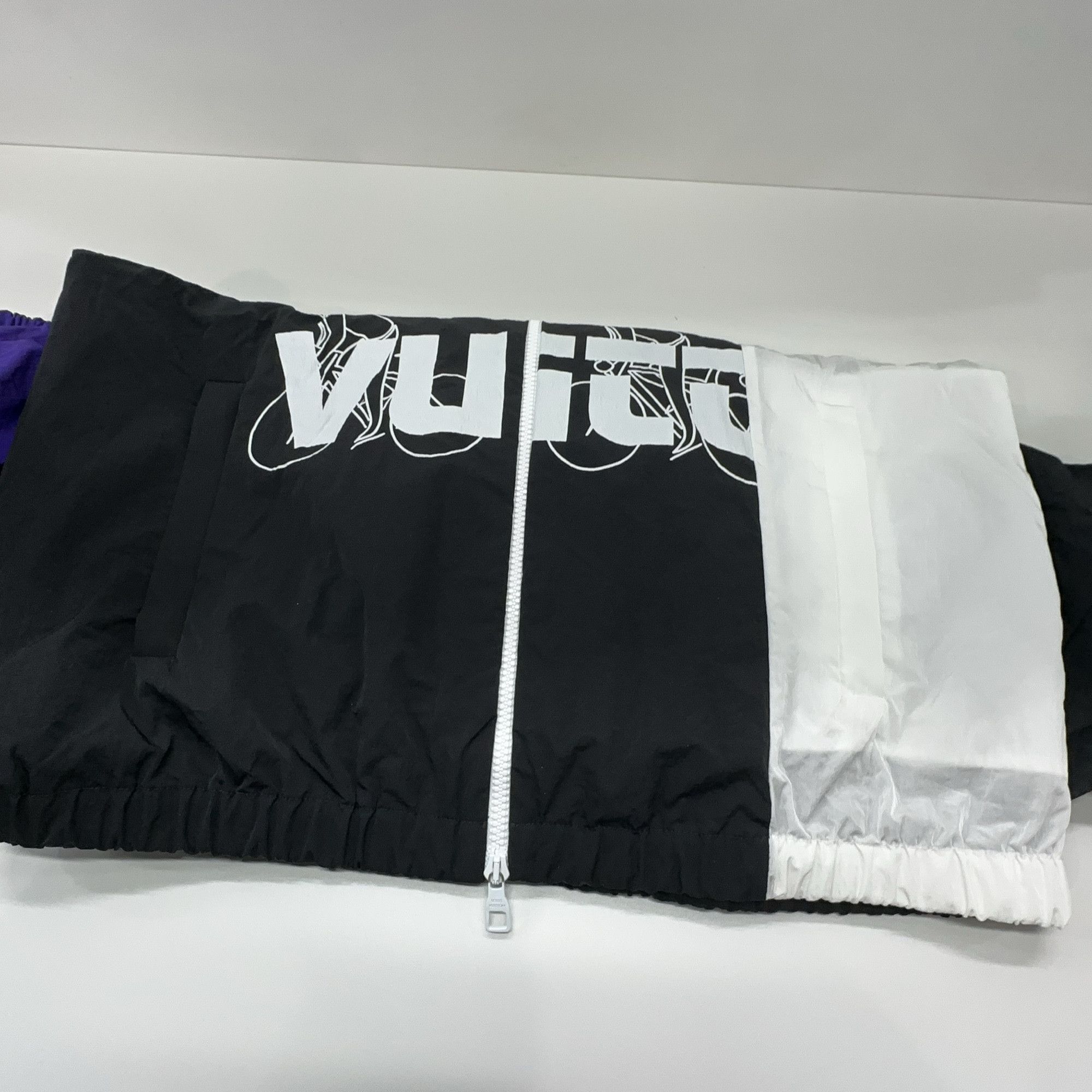 Louis Vuitton Louis Vuitton FW22 Color-Block Hooded Jacket US M Size US M / EU 48-50 / 2 - 9 Thumbnail