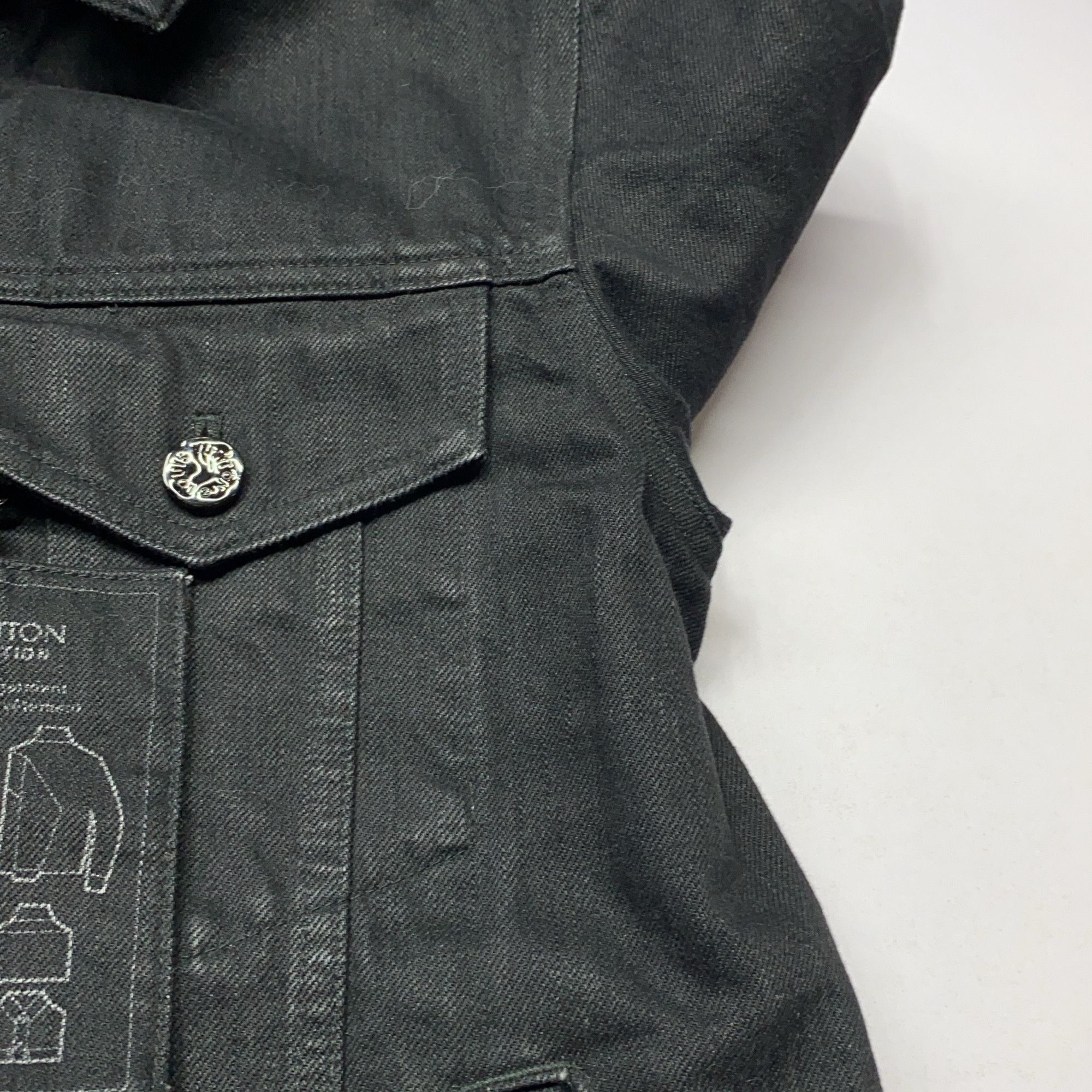 Louis Vuitton Louis Vuitton Staples Edition Denim Jacket 48 Size US M / EU 48-50 / 2 - 9 Thumbnail
