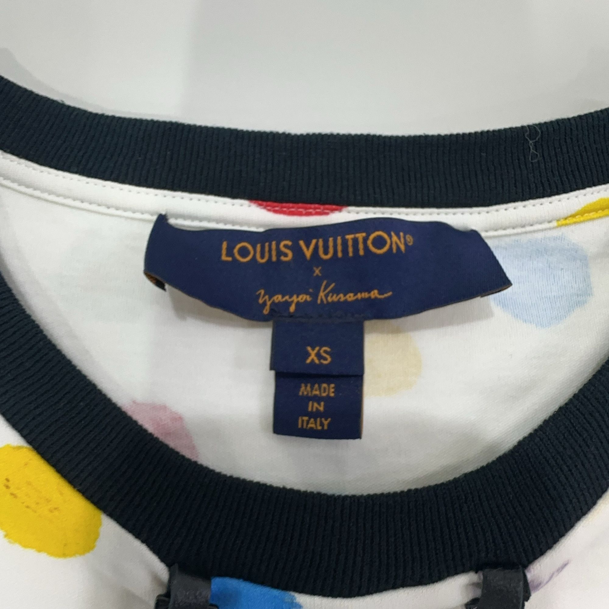 Louis Vuitton Louis Vuitton x Yayoi Kusama Painted Dots T-Shirt XS Size XS / US 0-2 / IT 36-38 - 3 Thumbnail