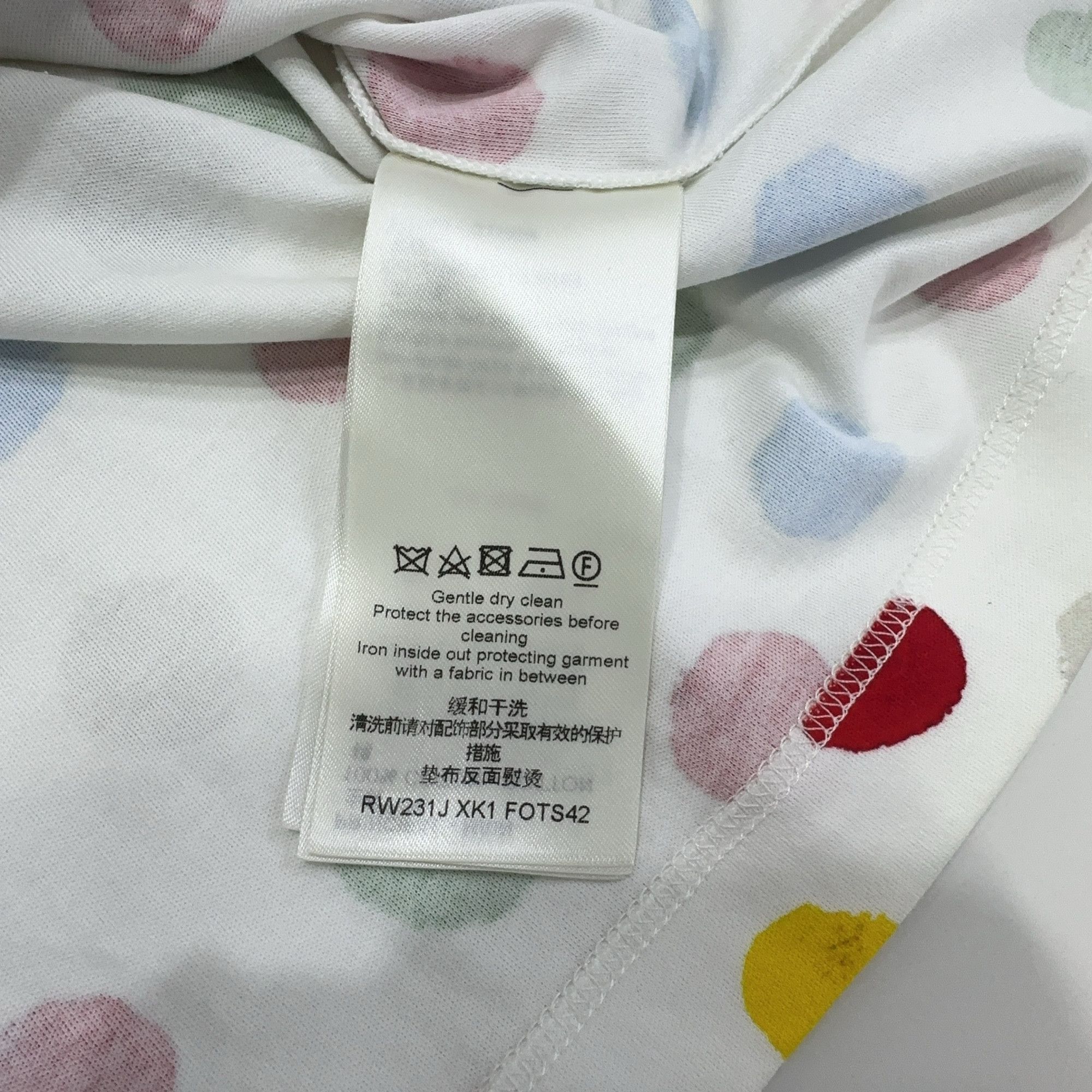 Louis Vuitton Louis Vuitton x Yayoi Kusama Painted Dots T-Shirt XS Size XS / US 0-2 / IT 36-38 - 4 Thumbnail