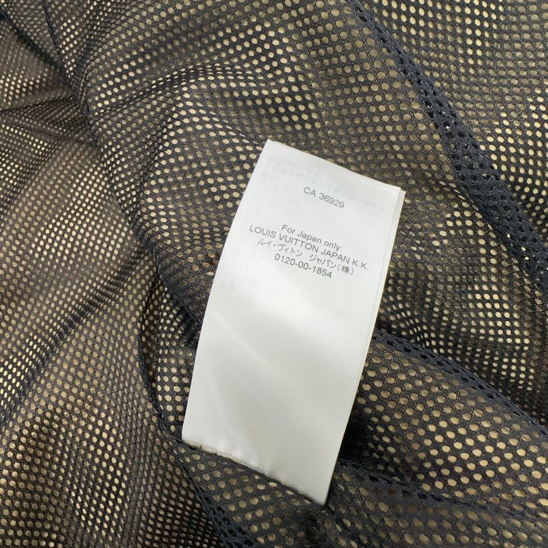 Louis Vuitton Louis Vuitton Monogram Hooded Down Jacket 34 Size XS / US 0-2 / IT 36-38 - 3 Thumbnail