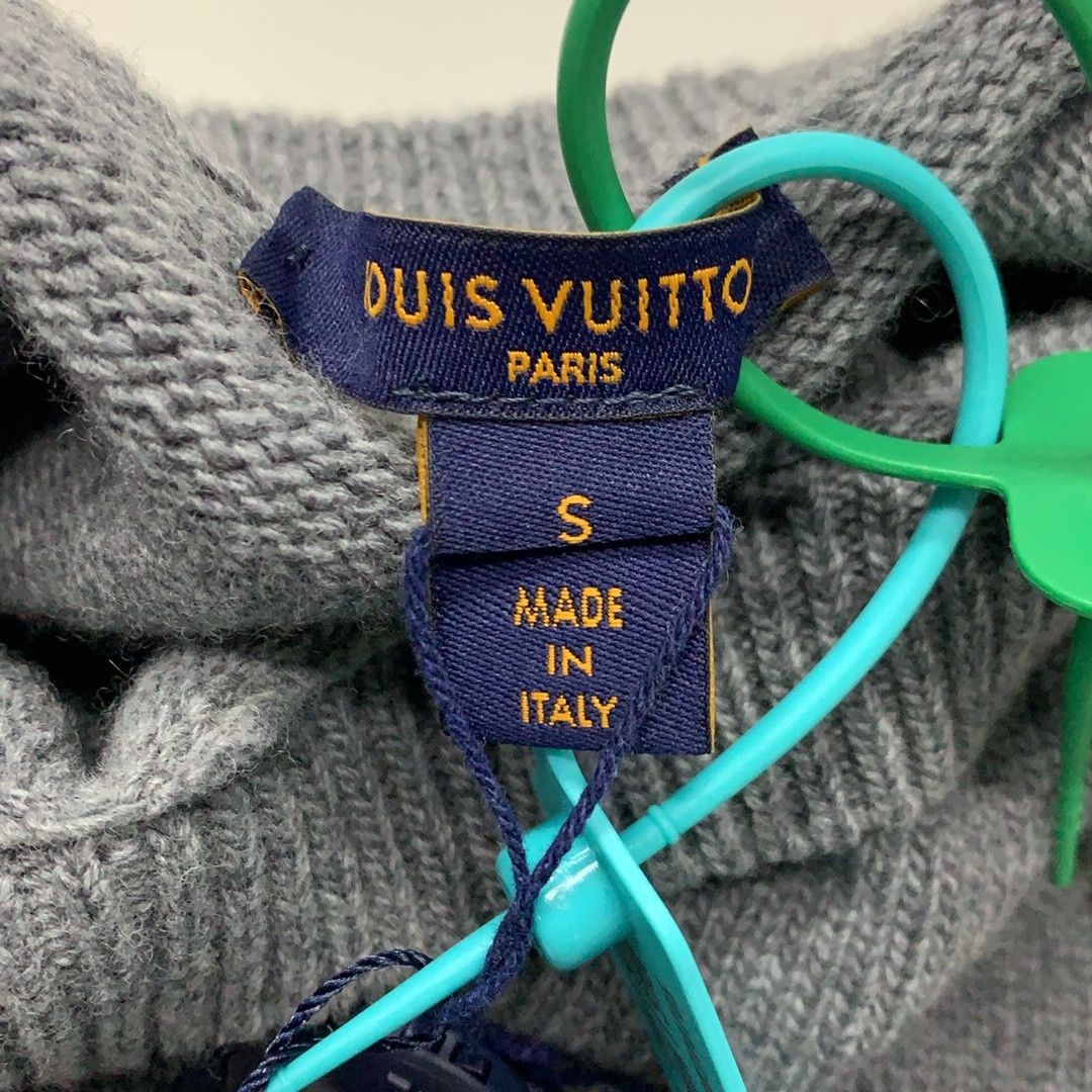 Louis Vuitton Louis Vuitton Logo Embroidered Wool Cashmere Sweater S Size S / US 4 / IT 40 - 2 Thumbnail