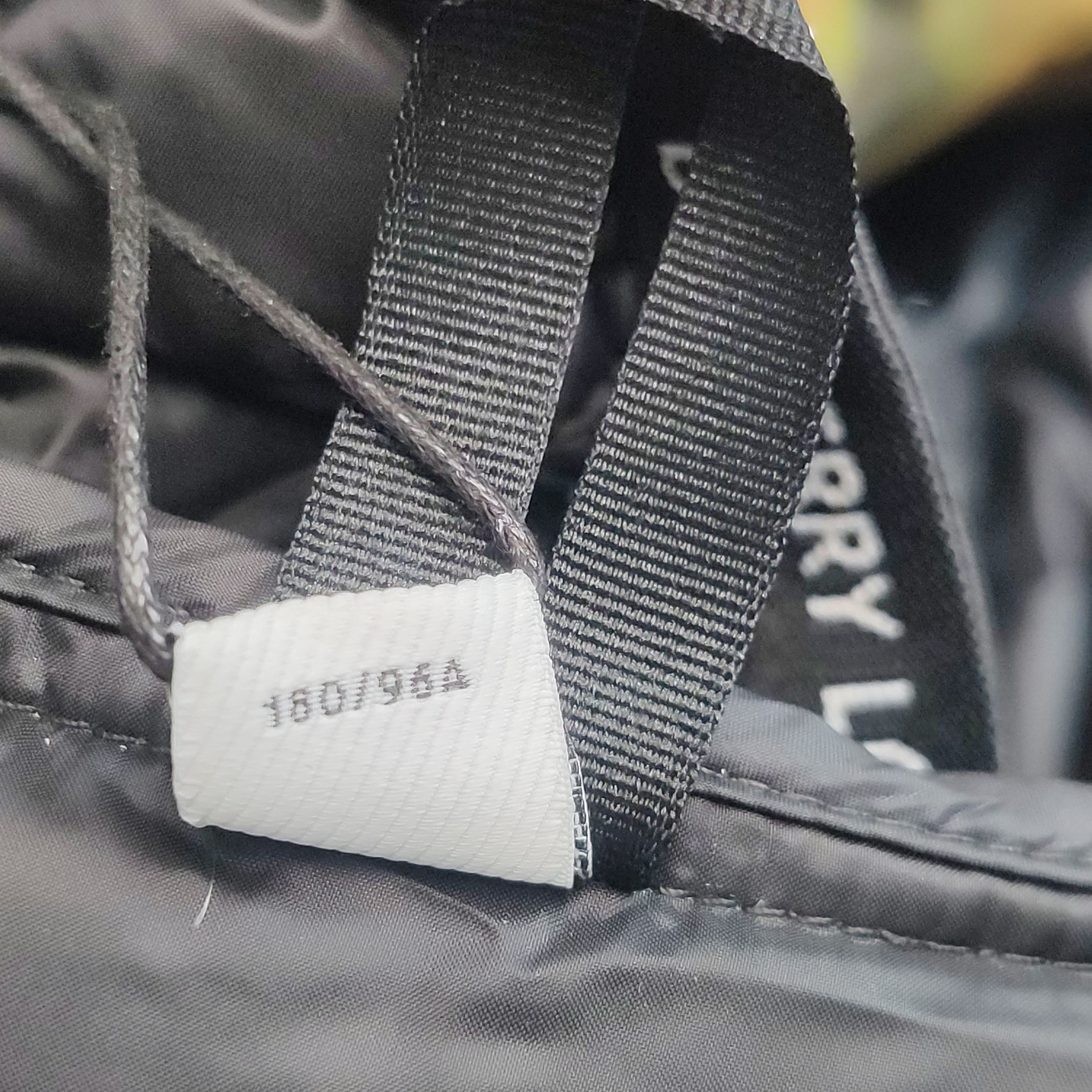 Burberry Burberry Men m Vests Size US M / EU 48-50 / 2 - 8 Thumbnail