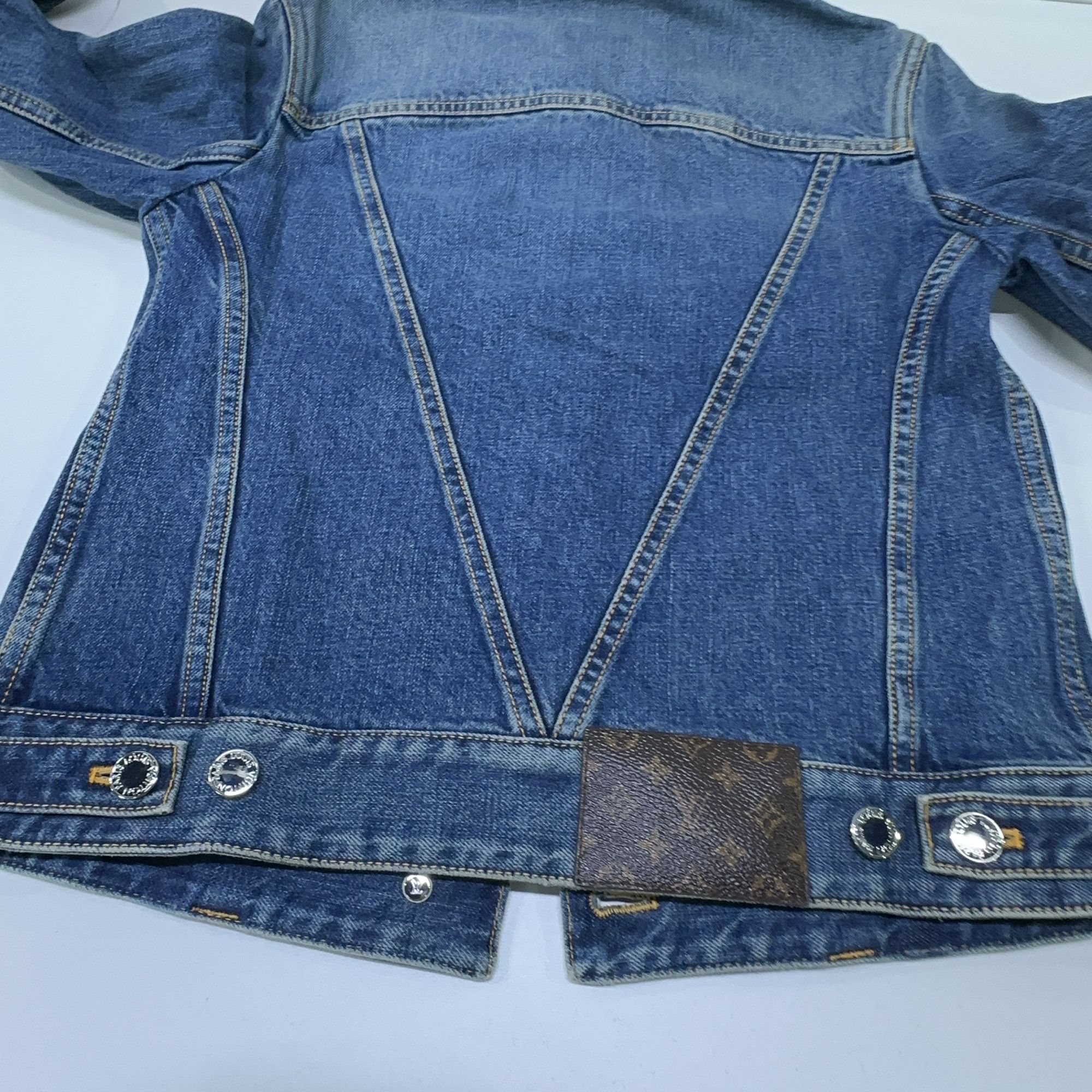 Louis Vuitton Louis Vuitton x Yayoi Kusama Patch Denim Jacket 34 Size XS / US 0-2 / IT 36-38 - 7 Thumbnail