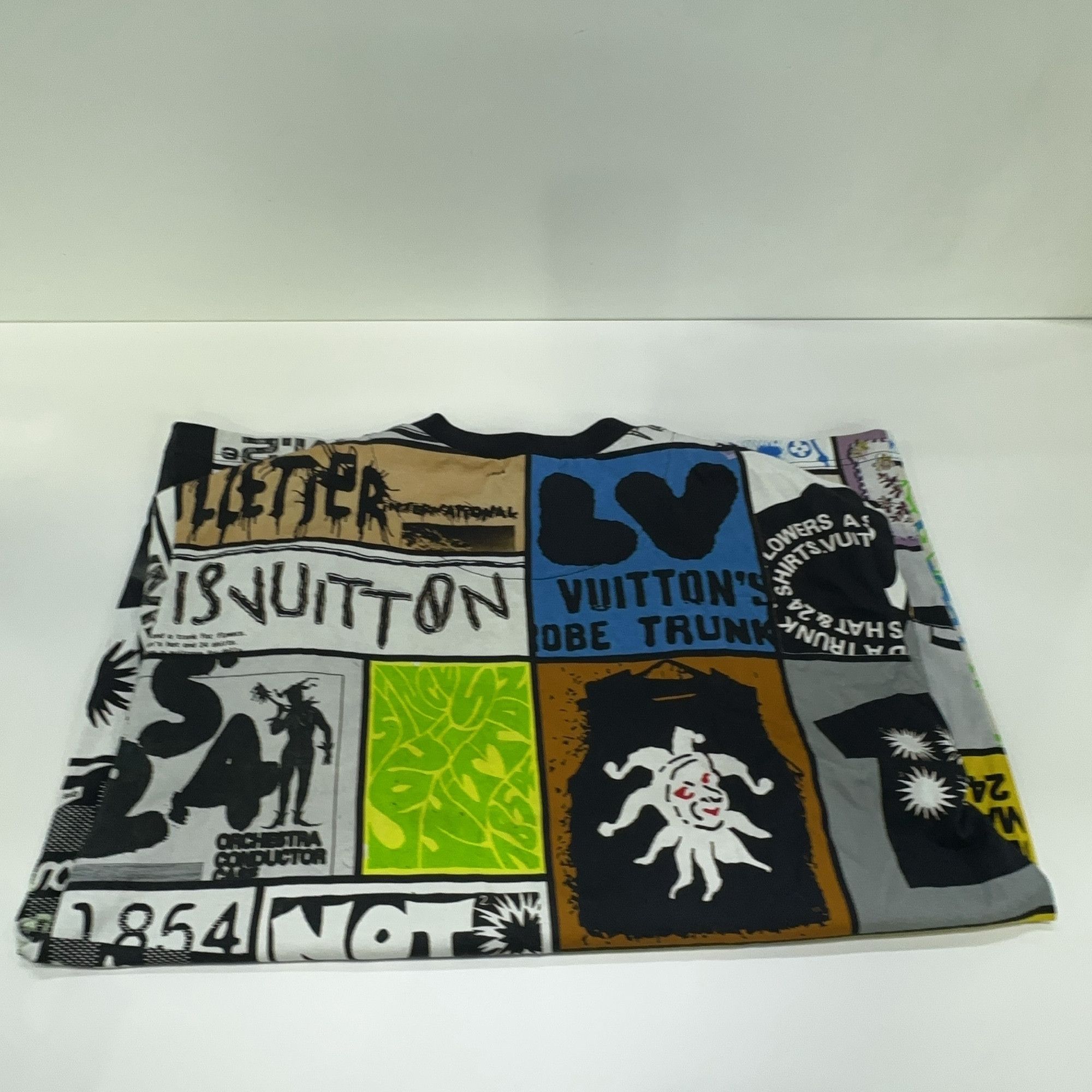 Louis Vuitton Louis Vuitton FW23 Graphic Patchwork T-Shirt L Size US L / EU 52-54 / 3 - 13 Thumbnail