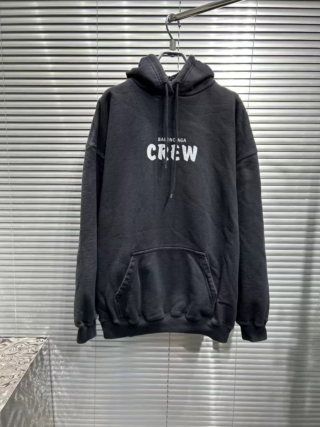 Balenciaga Balenciaga Crew Logo Graphic Hoodie Black M Size US M / EU 48-50 / 2 - 2 Thumbnail
