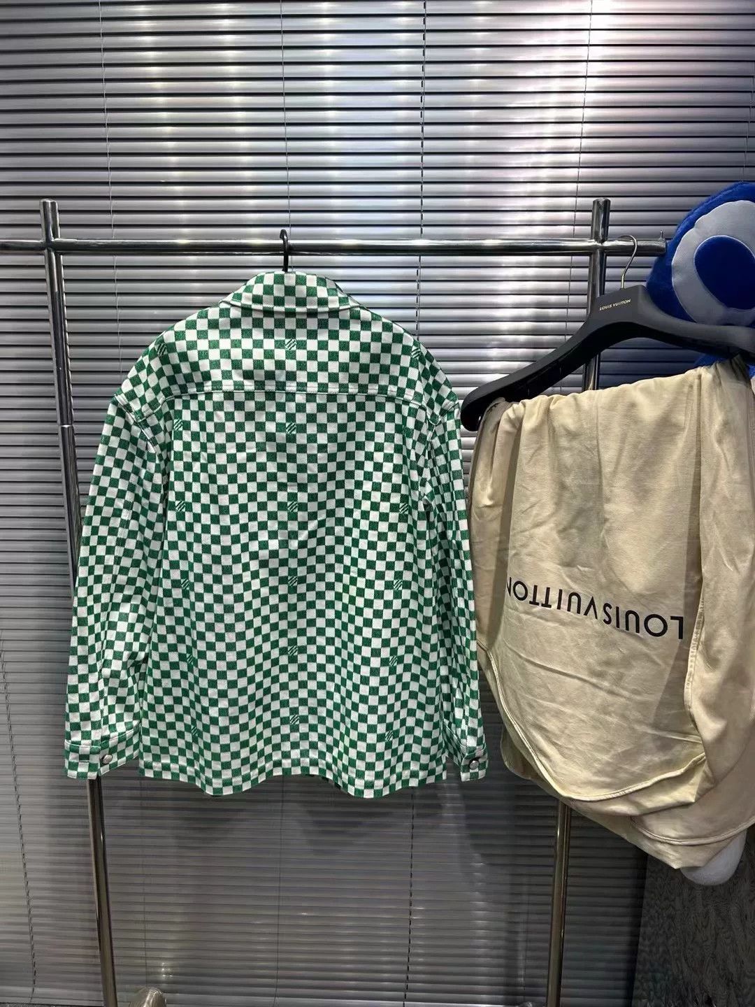 Louis Vuitton Louis Vuitton Damier Denim Overshirt 50 Size US M / EU 48-50 / 2 - 3 Thumbnail
