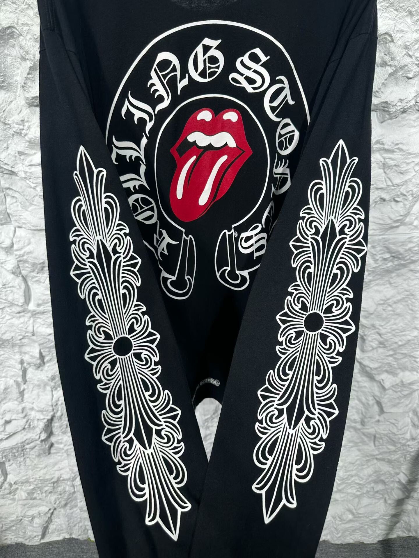 Chrome Hearts Chrome Hearts Rolling Stones Lips L/S Tee L Size US L / EU 52-54 / 3 - 4 Thumbnail