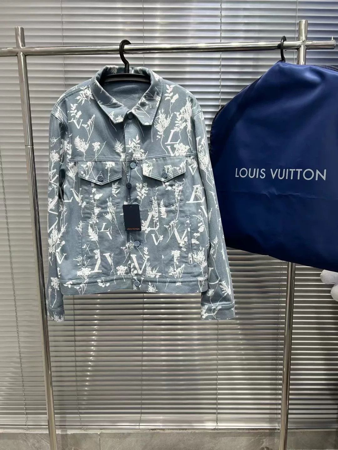Louis Vuitton Louis Vuitton Monogram Wheat Denim Jacket 52 Size US L / EU 52-54 / 3 - 2 Thumbnail