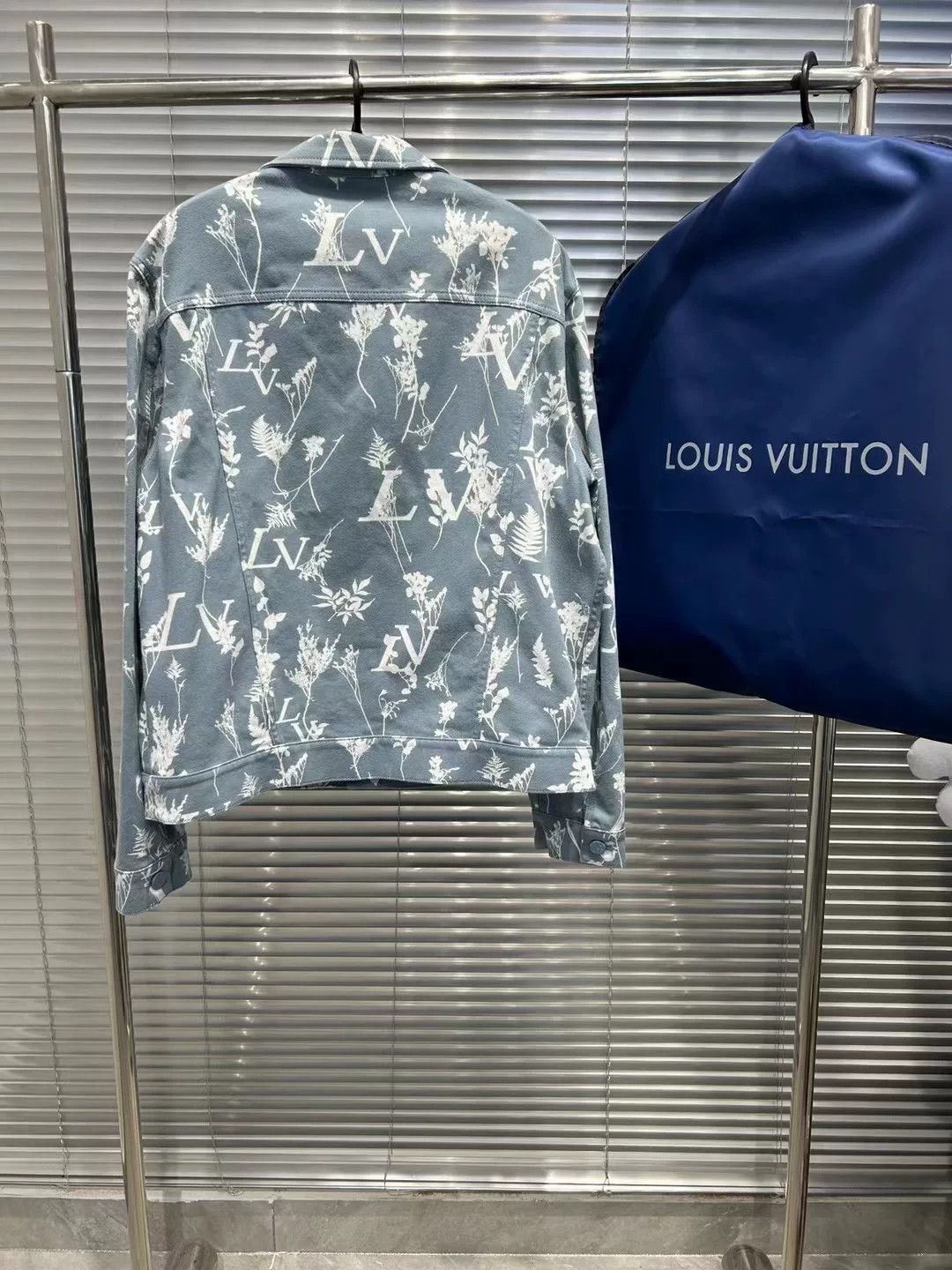 Louis Vuitton Louis Vuitton Monogram Wheat Denim Jacket 52 Size US L / EU 52-54 / 3 - 3 Thumbnail