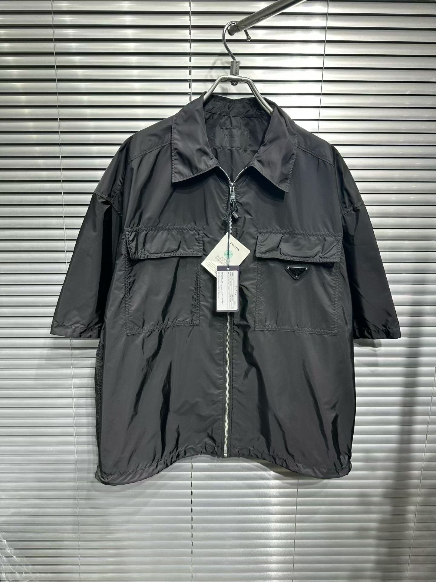 Prada Prada Re-Nylon Zip Short Sleeve Shirt Size M Size US M / EU 48-50 / 2 - 2 Thumbnail