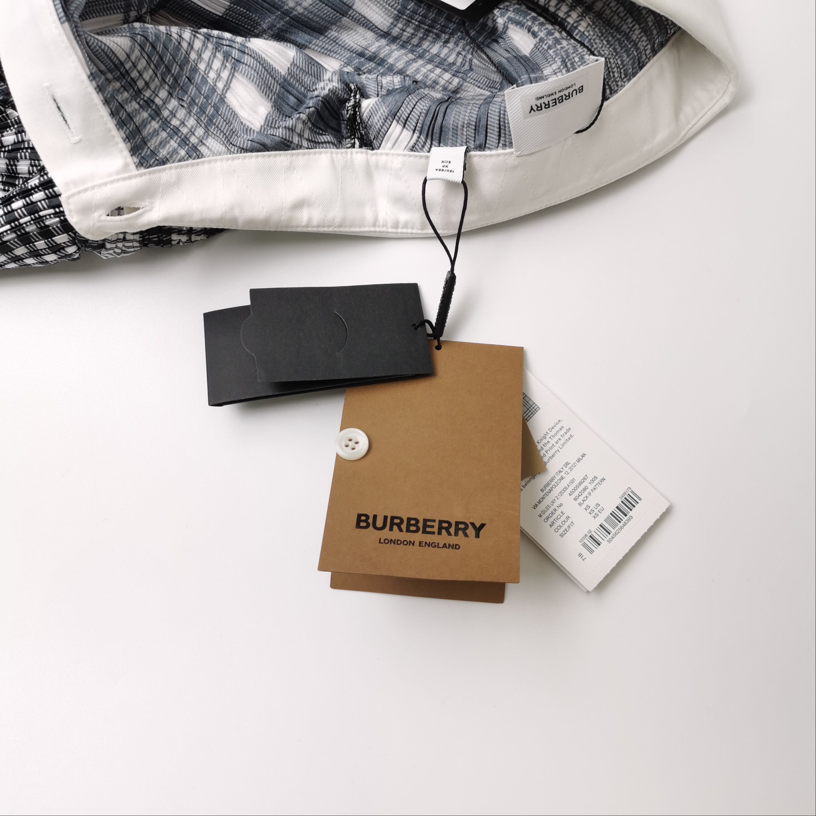 Burberry Burberry Men xs Short Sleeve Shirts Size US XS / EU 42 / 0 - 4 Thumbnail