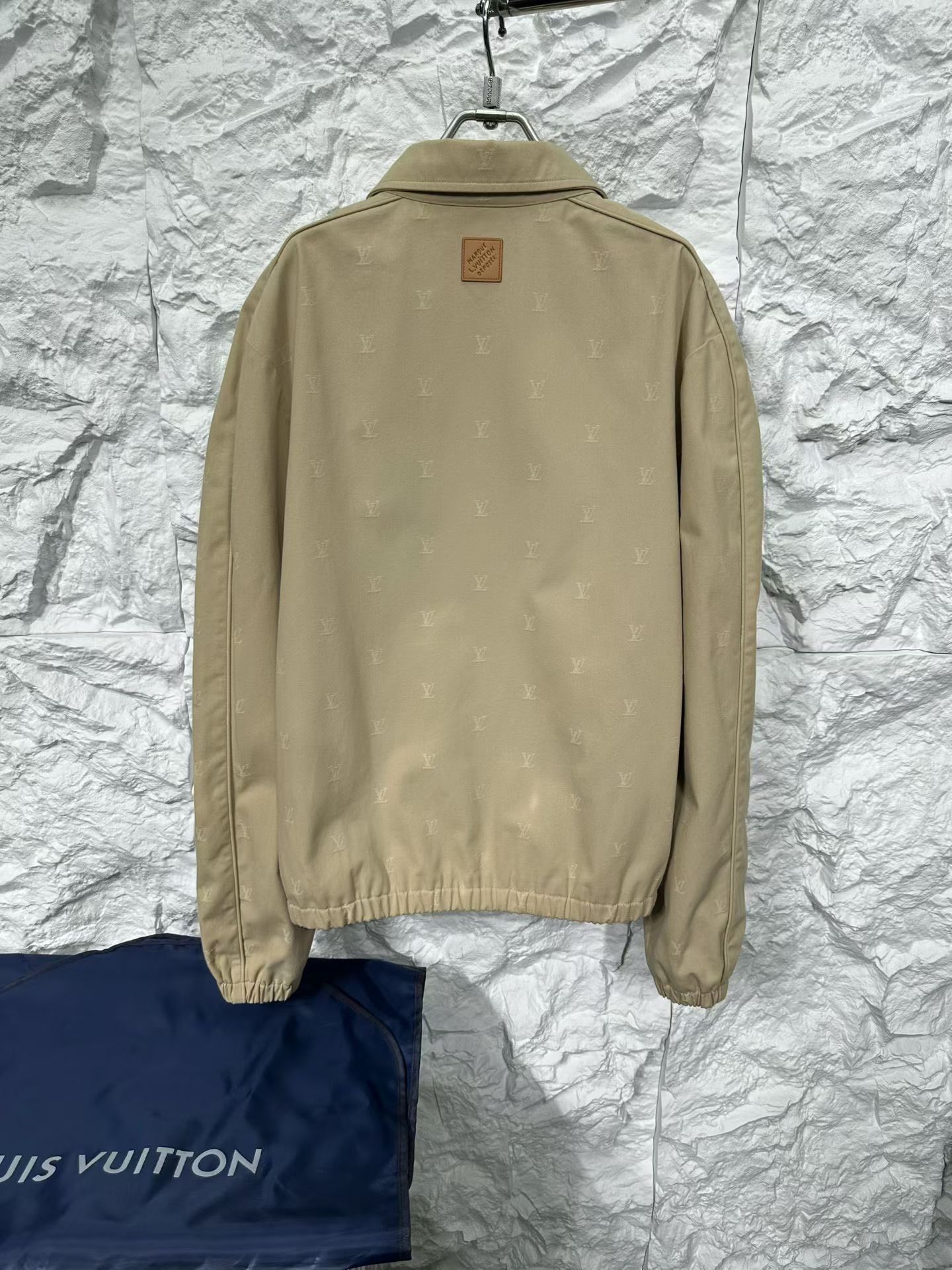 Louis Vuitton Louis Vuitton Monogram Zip-Up Jacket 50 Size US M / EU 48-50 / 2 - 3 Thumbnail