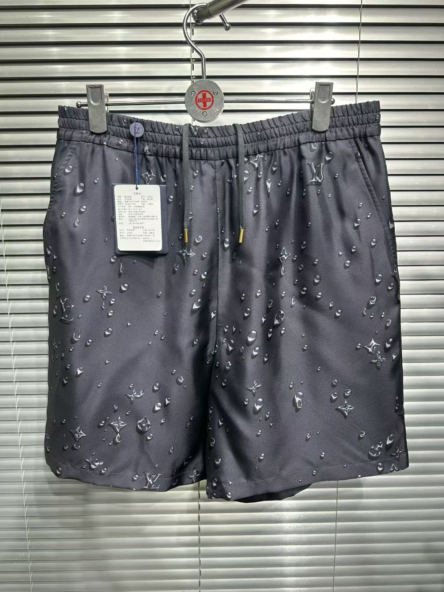 Louis Vuitton Louis Vuitton 3D Monogram Raindrop Shorts 48 Size US 32 / EU 48 - 2 Thumbnail