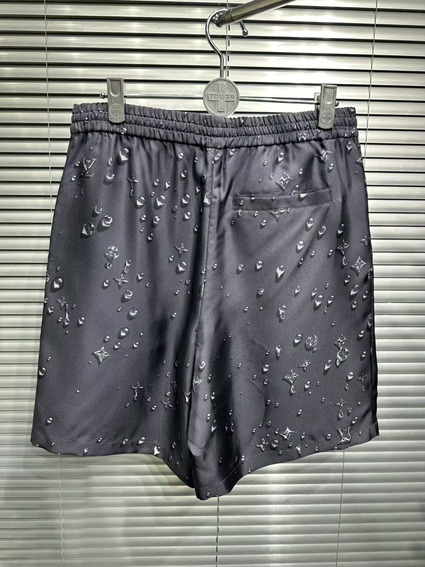 Louis Vuitton Louis Vuitton 3D Monogram Raindrop Shorts 48 Size US 32 / EU 48 - 3 Thumbnail