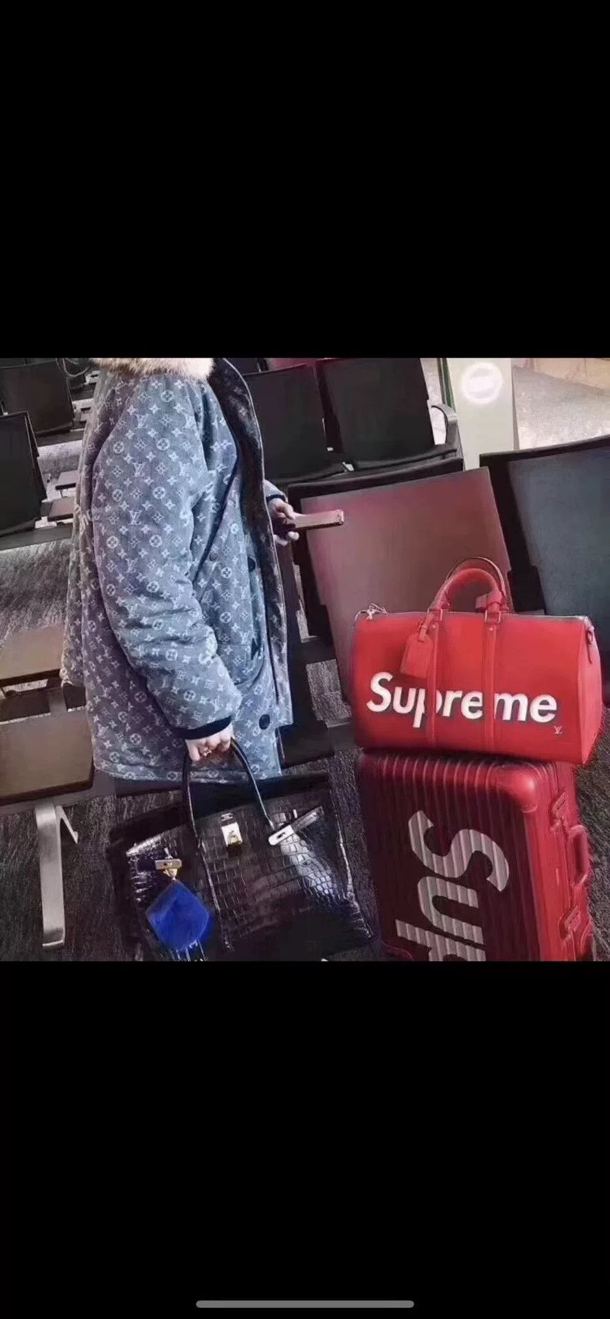 Louis Vuitton × Supreme Louis Vuitton x Supreme Monogram Denim Parka 46 Size US S / EU 44-46 / 1 - 6 Thumbnail