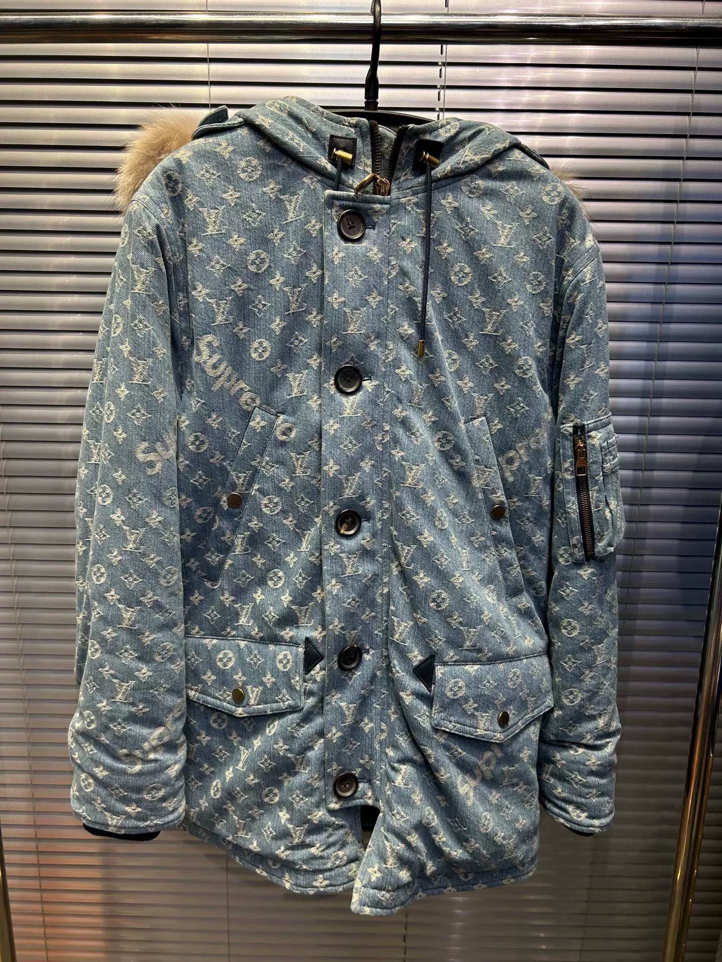 Louis Vuitton × Supreme Louis Vuitton x Supreme Monogram Denim Parka 46 Size US S / EU 44-46 / 1 - 4 Thumbnail