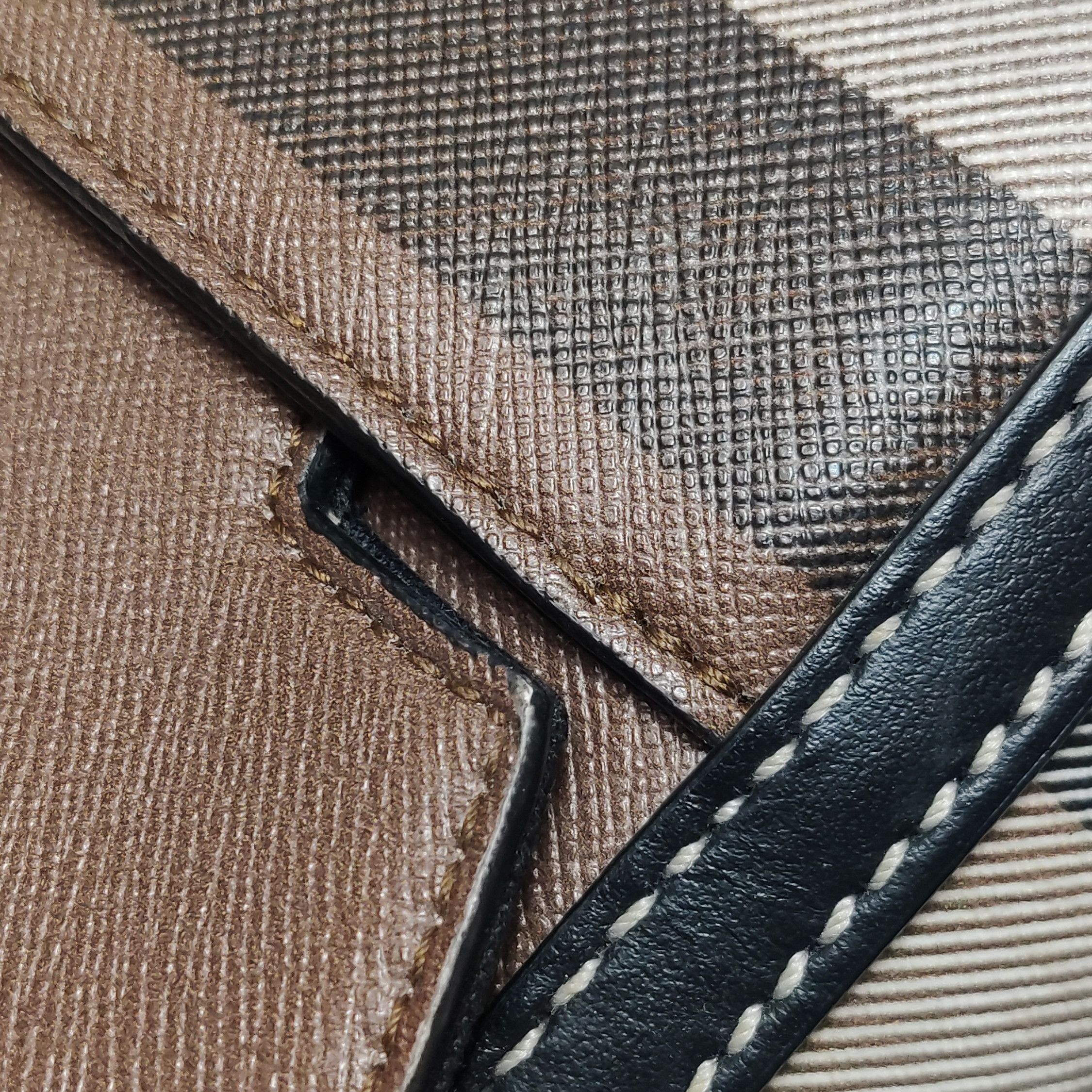 Burberry Burberry Men one size Bags Luggage Size ONE SIZE - 16 Thumbnail