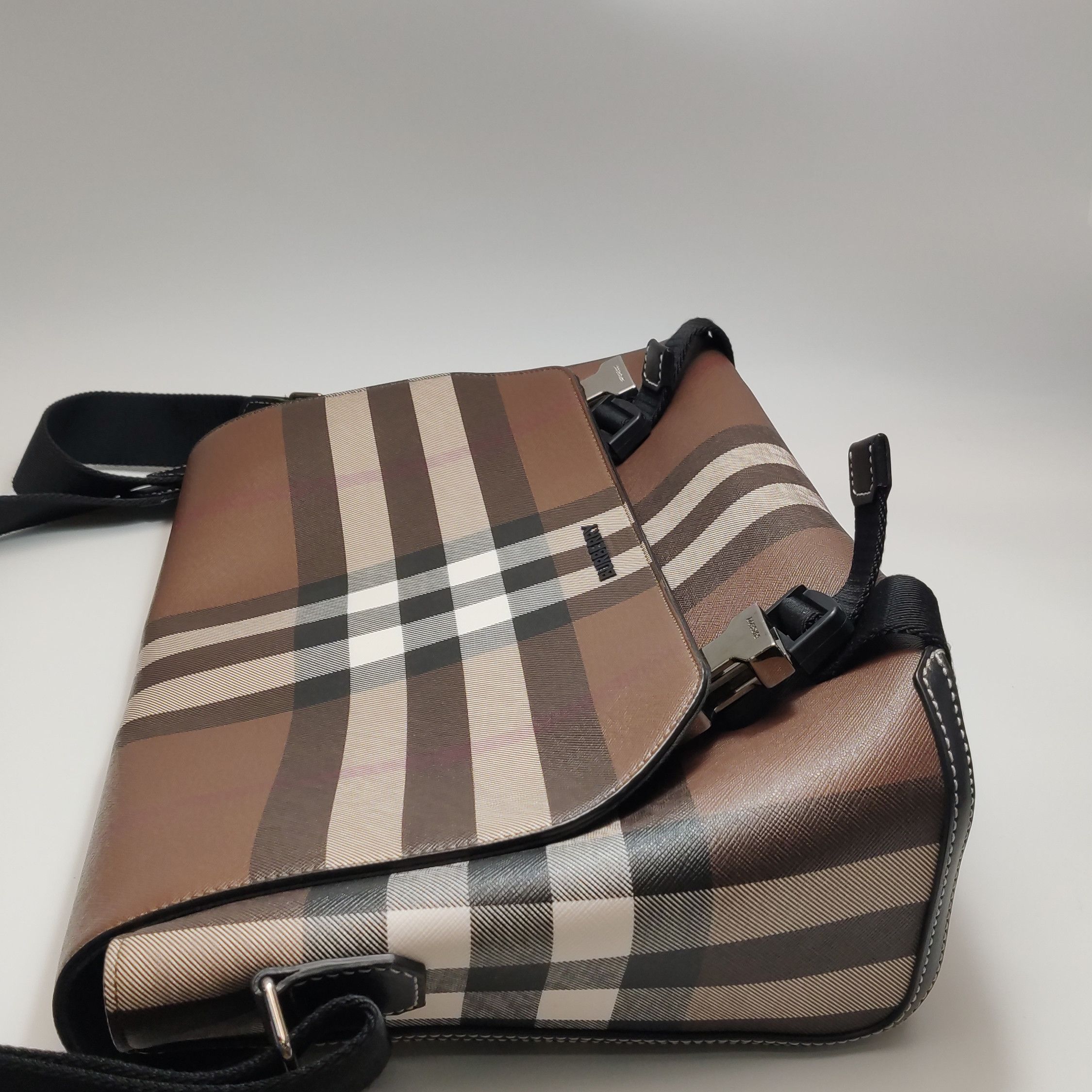 Burberry Burberry Men one size Bags Luggage Size ONE SIZE - 21 Thumbnail