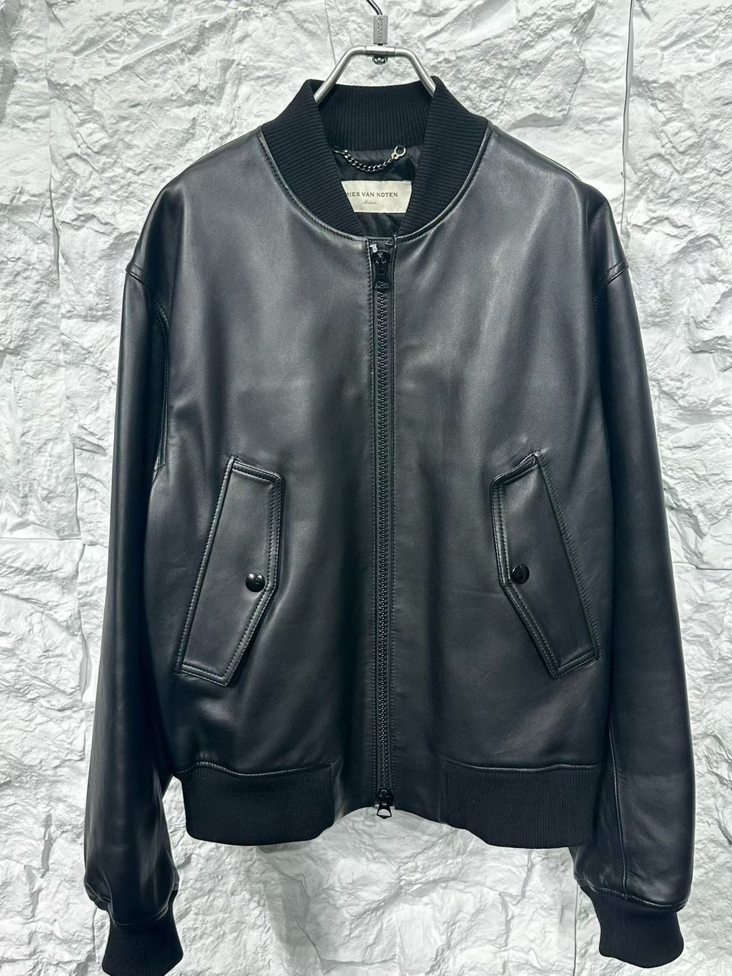 Dries Van Noten Dries Van Noten Back Zip Leather Bomber Jacket Size M Size US M / EU 48-50 / 2 - 4 Thumbnail