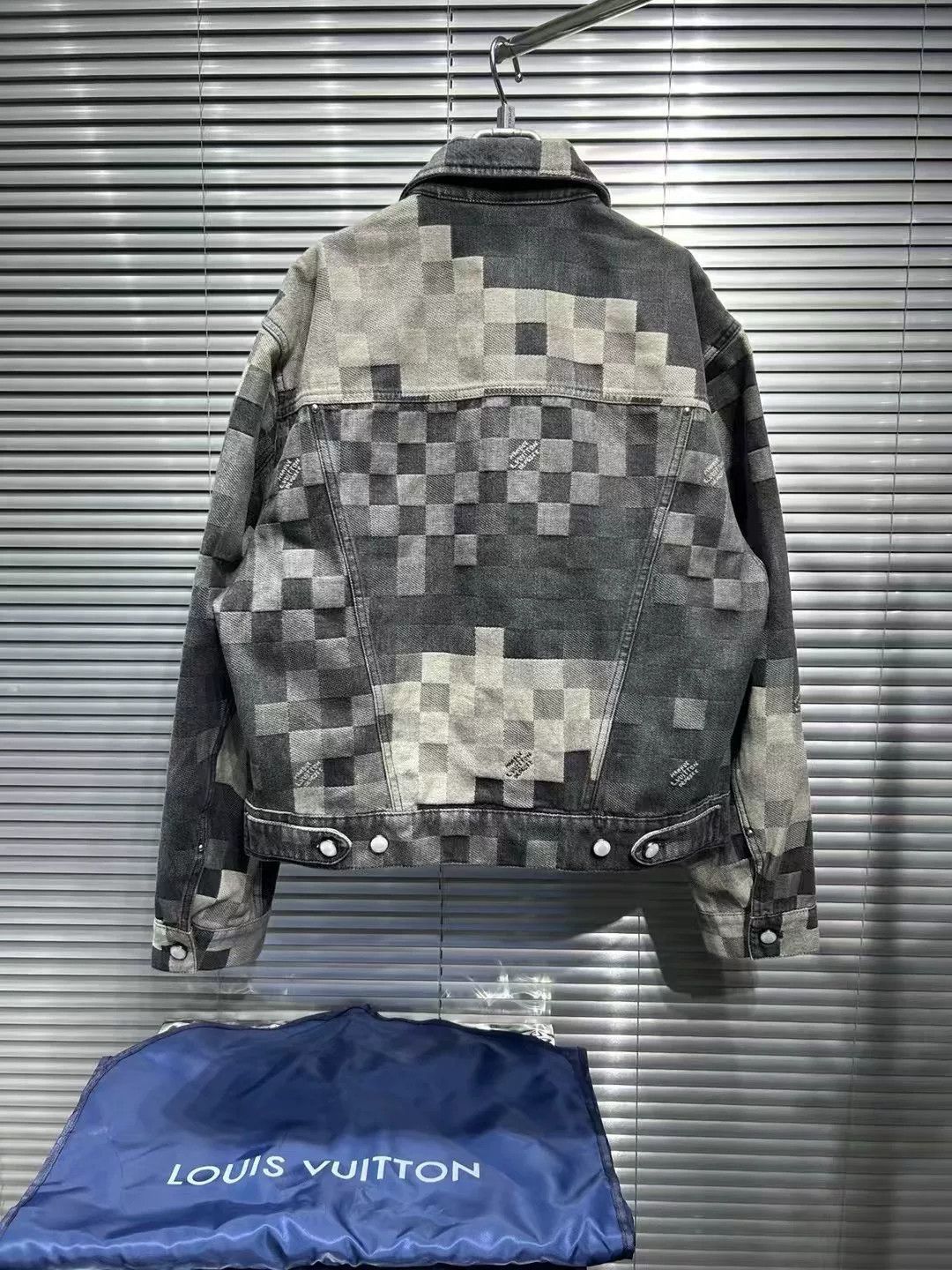 Louis Vuitton Louis Vuitton Mosaic Damier Denim Jacket 48 Size US M / EU 48-50 / 2 - 3 Thumbnail