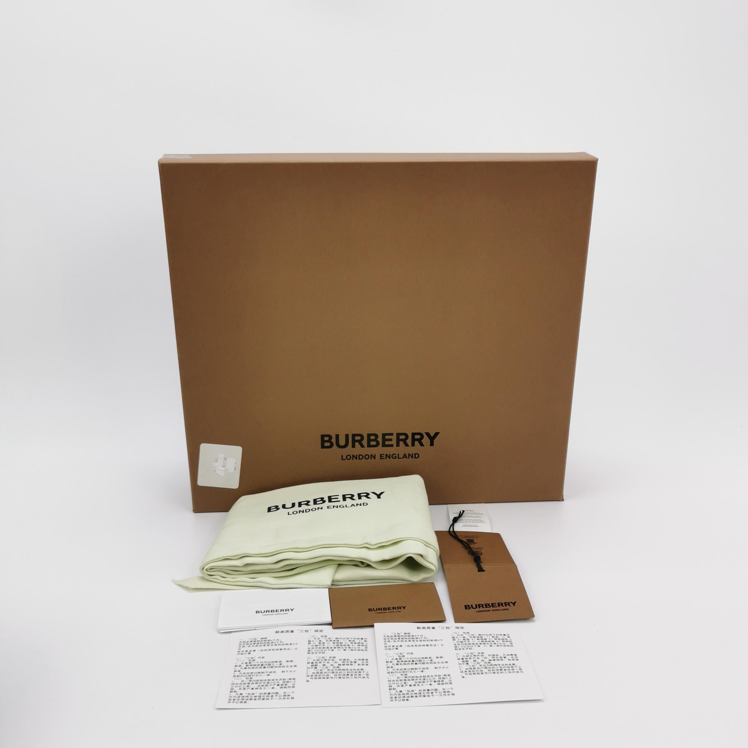 Burberry Burberry Men 10 Lowtop Sneakers Size US 10 / EU 43 - 6 Thumbnail