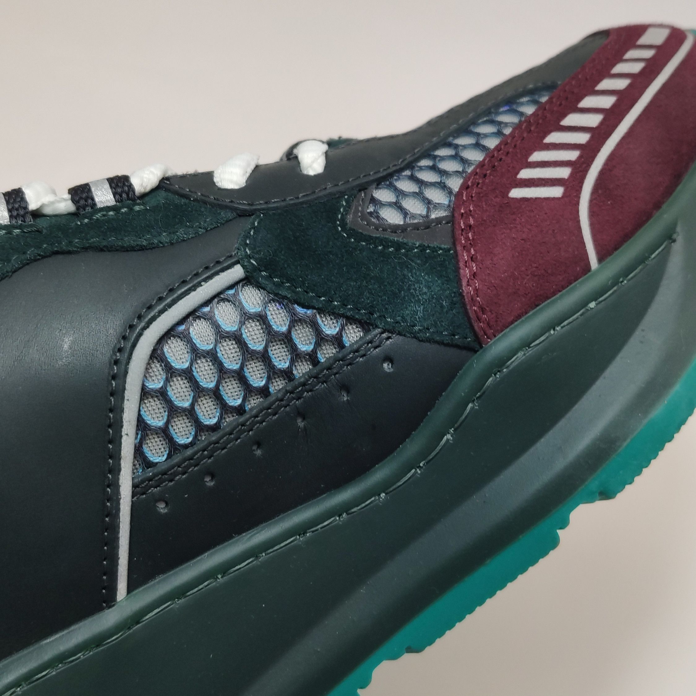 Burberry Burberry Men 10 Lowtop Sneakers Size US 10 / EU 43 - 9 Thumbnail