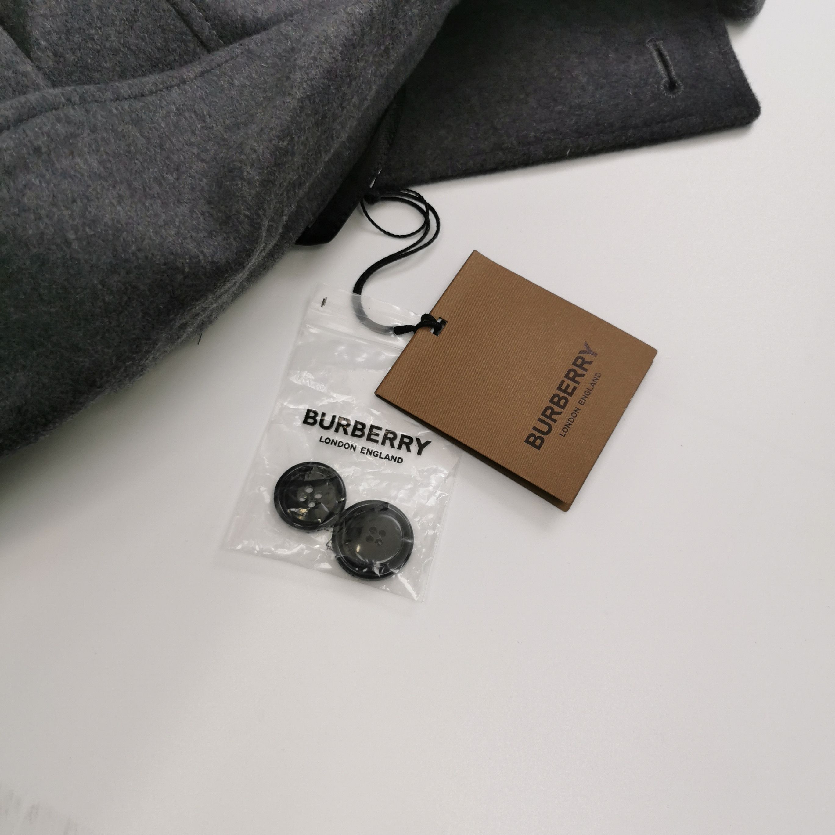 Burberry Burberry Men m Heavy Coats Size US M / EU 48-50 / 2 - 3 Thumbnail