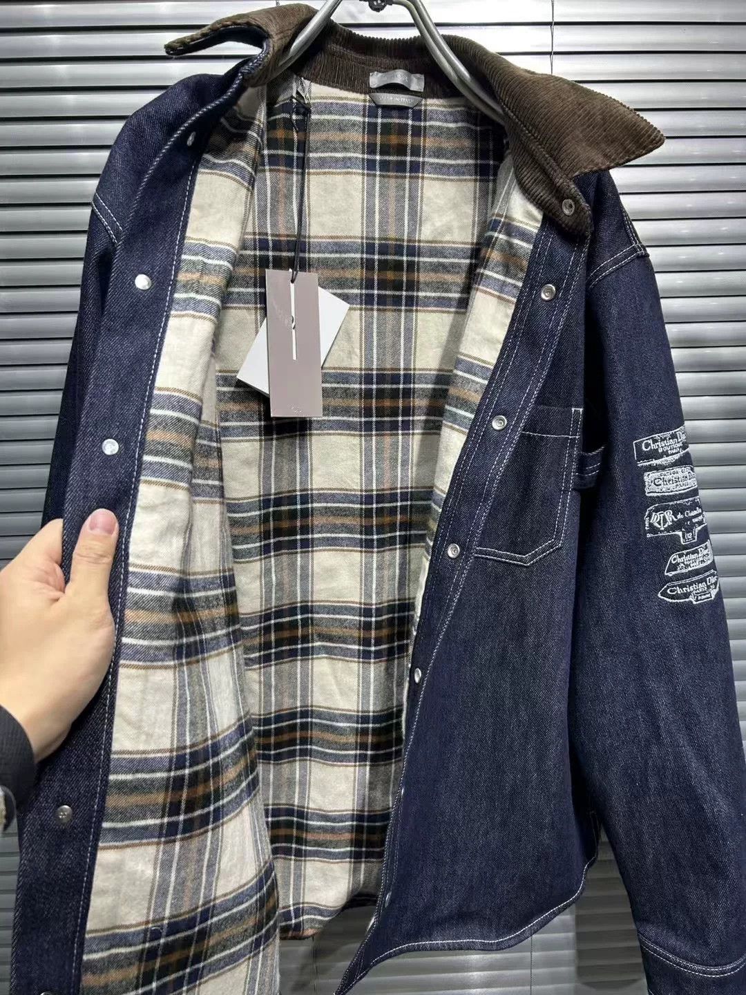 Dior Dior Patch Logo Corduroy Collar Denim Shirt Jacket 39 Size US M / EU 48-50 / 2 - 5 Thumbnail