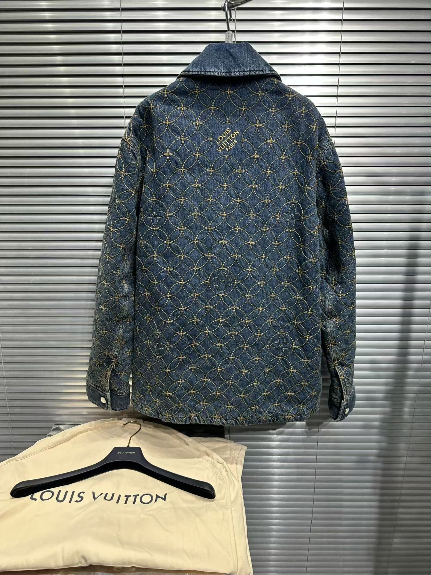 Louis Vuitton Louis Vuitton x Nigo Sashiko Denim Jacket 44 Size US S / EU 44-46 / 1 - 3 Thumbnail