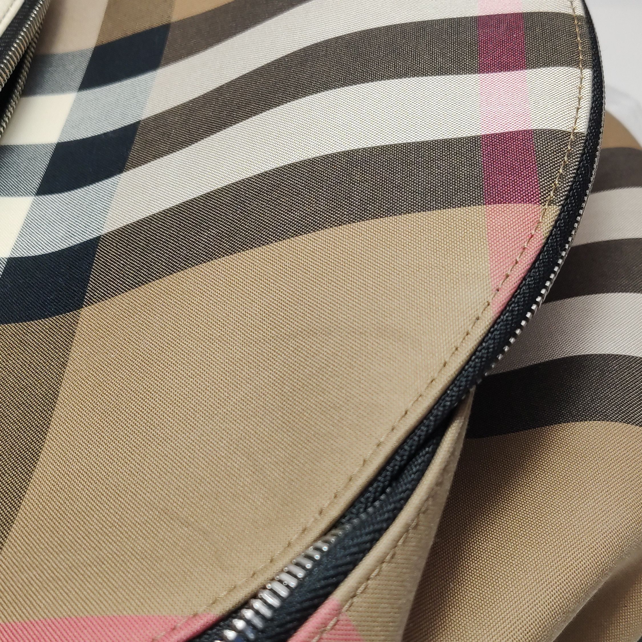 Burberry Burberry Men one size Bags Luggage Size ONE SIZE - 13 Thumbnail