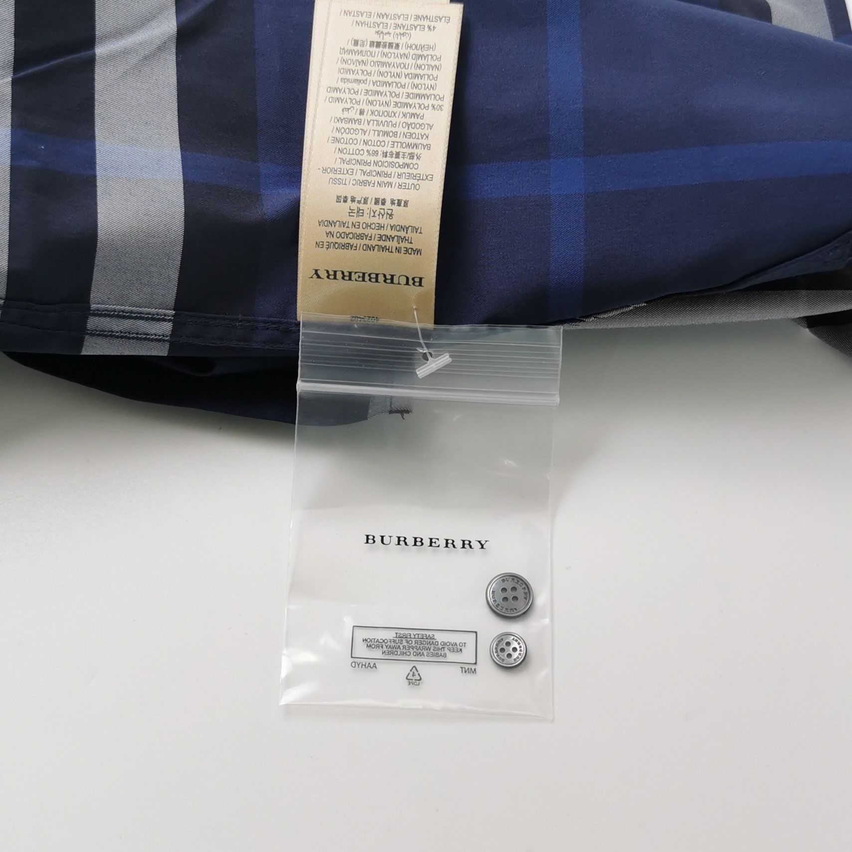 Burberry Burberry Men l Button Ups Size US L / EU 52-54 / 3 - 4 Thumbnail