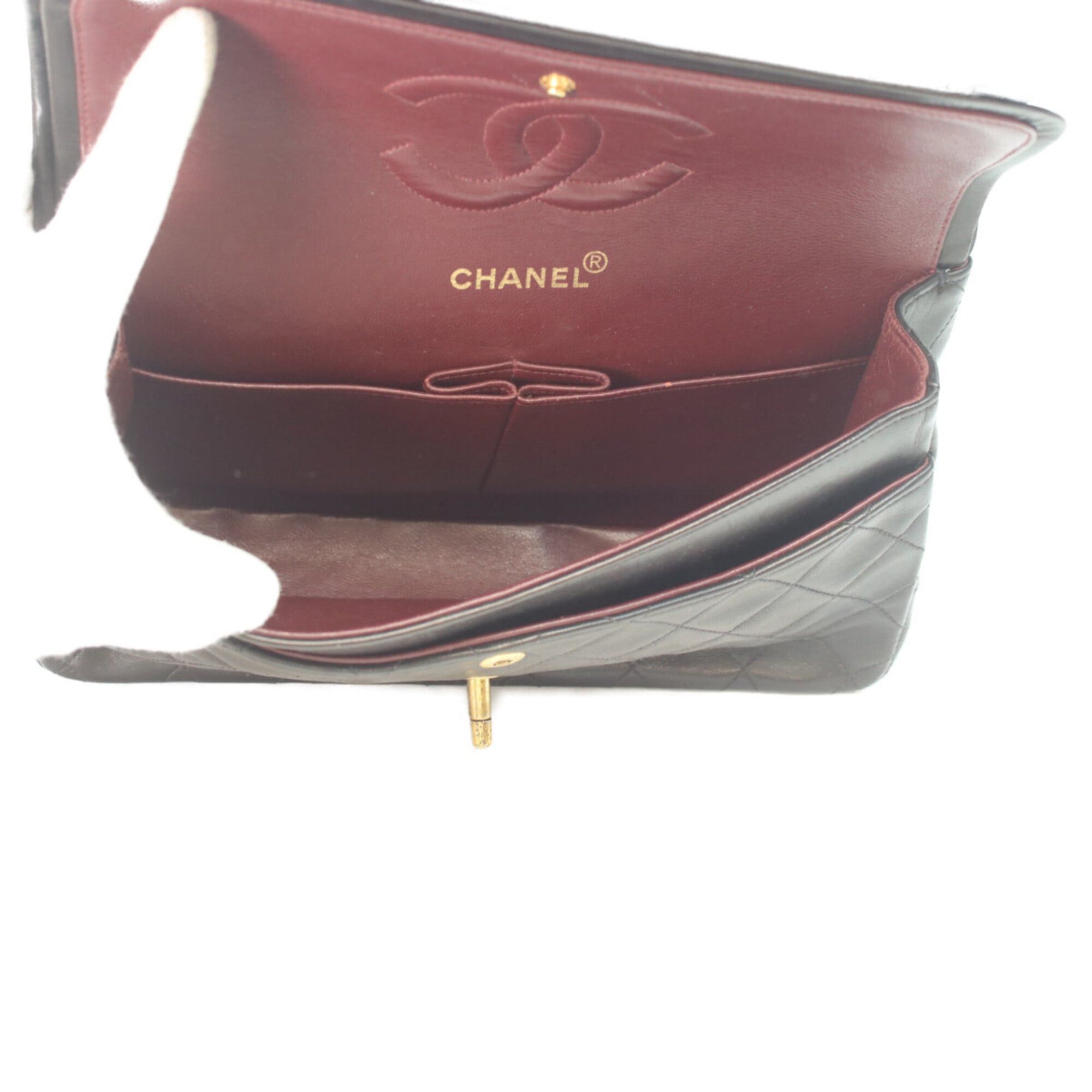 Chanel CHANEL A01112 Black Lambskin Gold Hardware Matelassé 25 Shoulder Bag for Women Size ONE SIZE - 11 Thumbnail