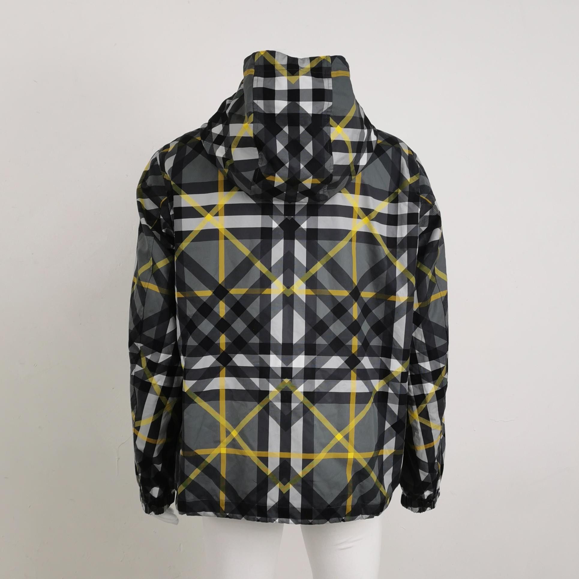 Burberry Burberry Men xl Light Jackets Size US XL / EU 56 / 4 - 2 Thumbnail