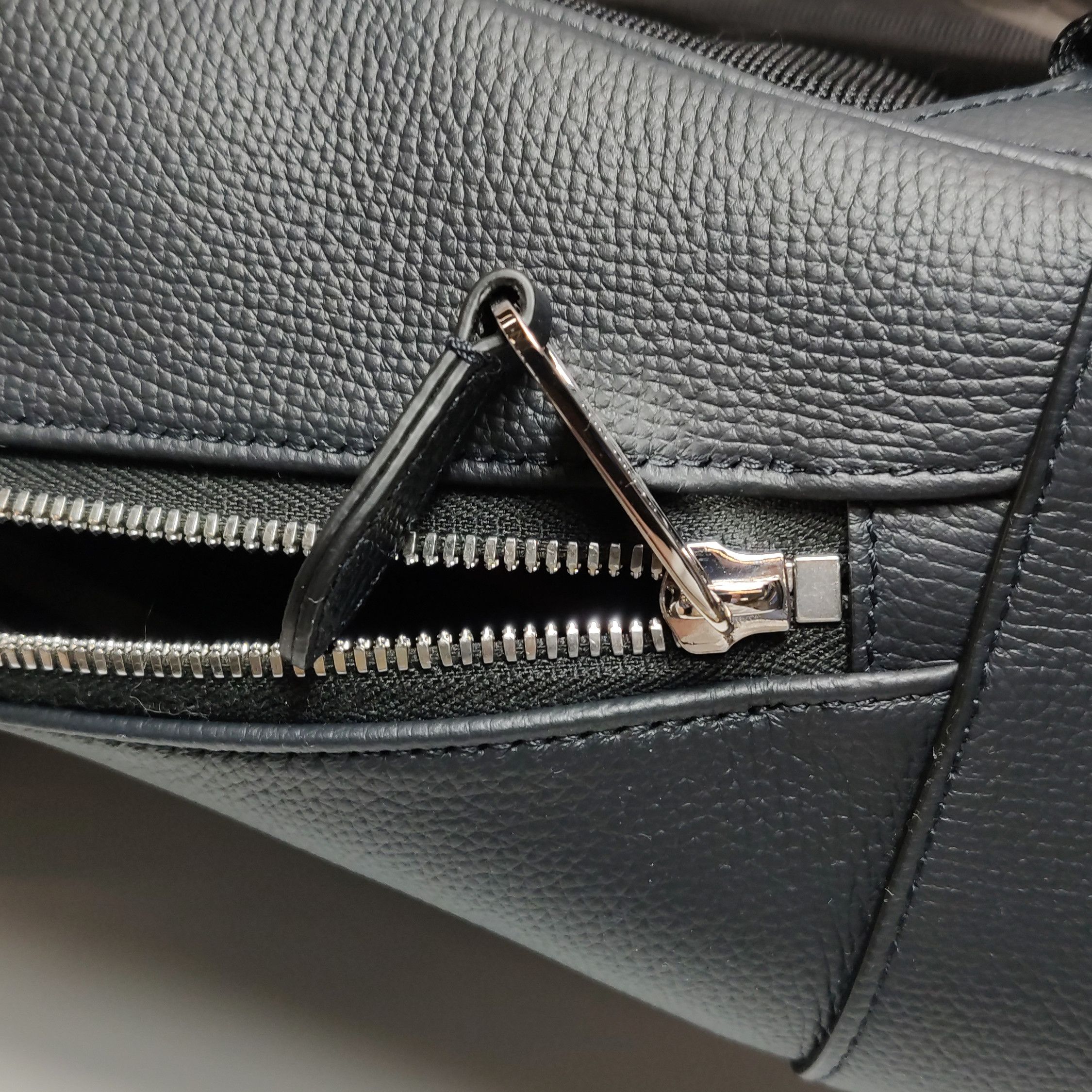 Burberry Burberry Men one size Bags Luggage Size ONE SIZE - 13 Thumbnail