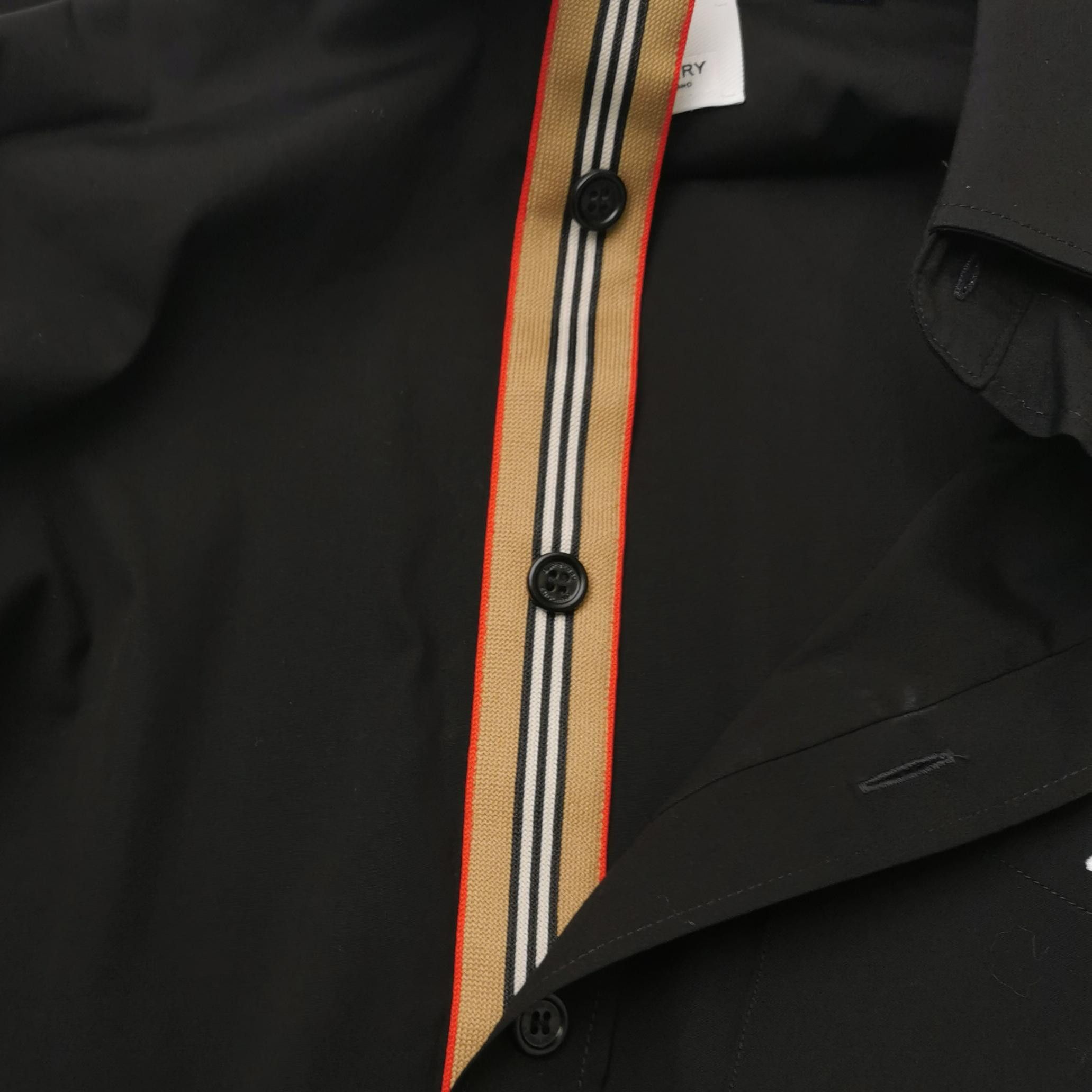 Burberry Burberry Men s Button Ups Size US S / EU 44-46 / 1 - 4 Thumbnail