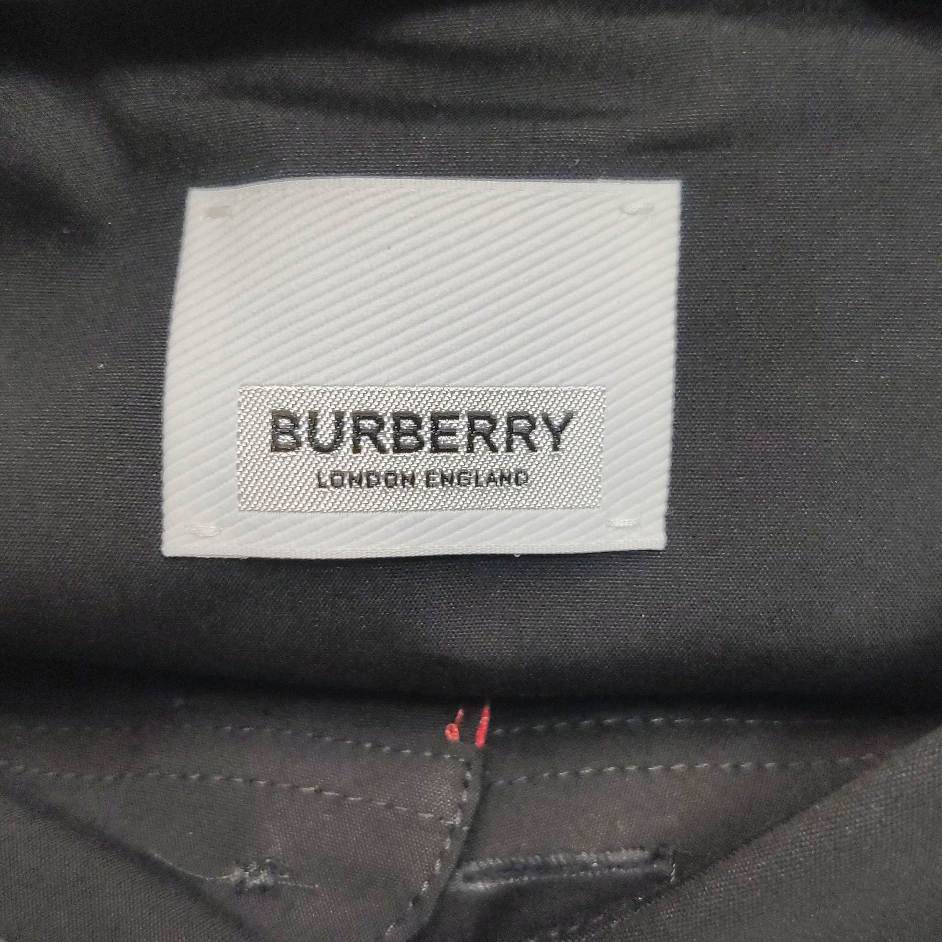 Burberry Burberry Men s Button Ups Size US S / EU 44-46 / 1 - 6 Thumbnail