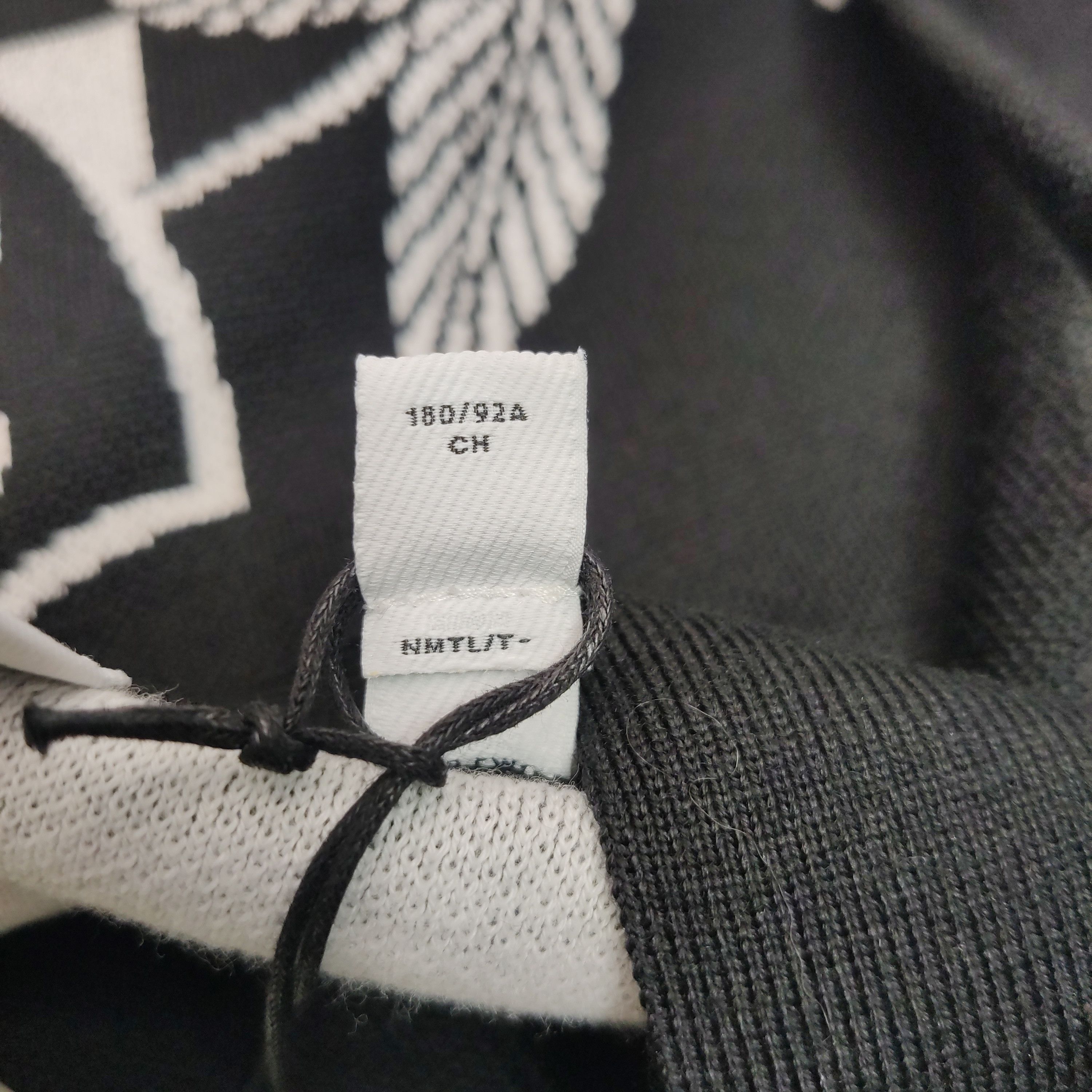 Burberry Burberry Men s Light Jackets Size US S / EU 44-46 / 1 - 7 Thumbnail