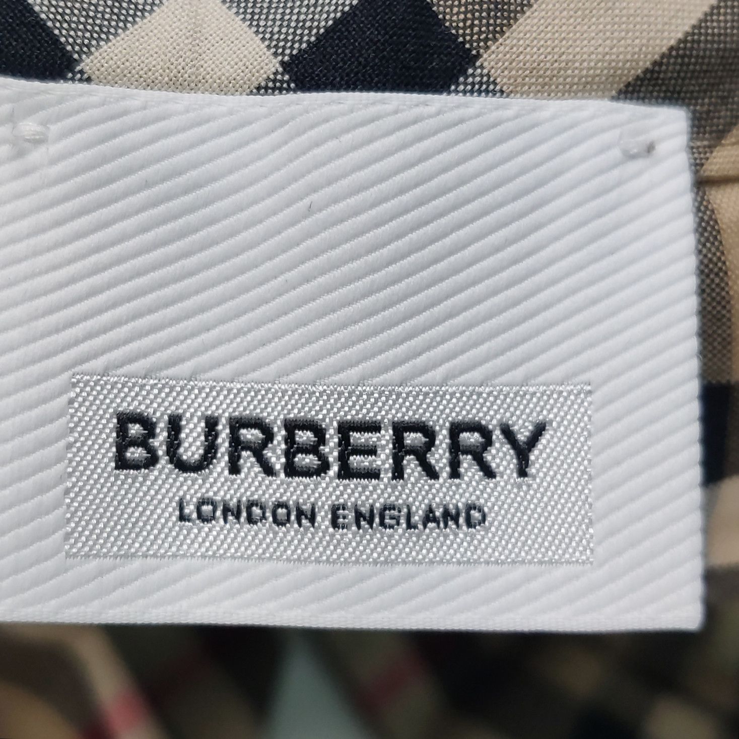 Burberry Burberry Men m Short Sleeve Shirts Size US M / EU 48-50 / 2 - 6 Thumbnail