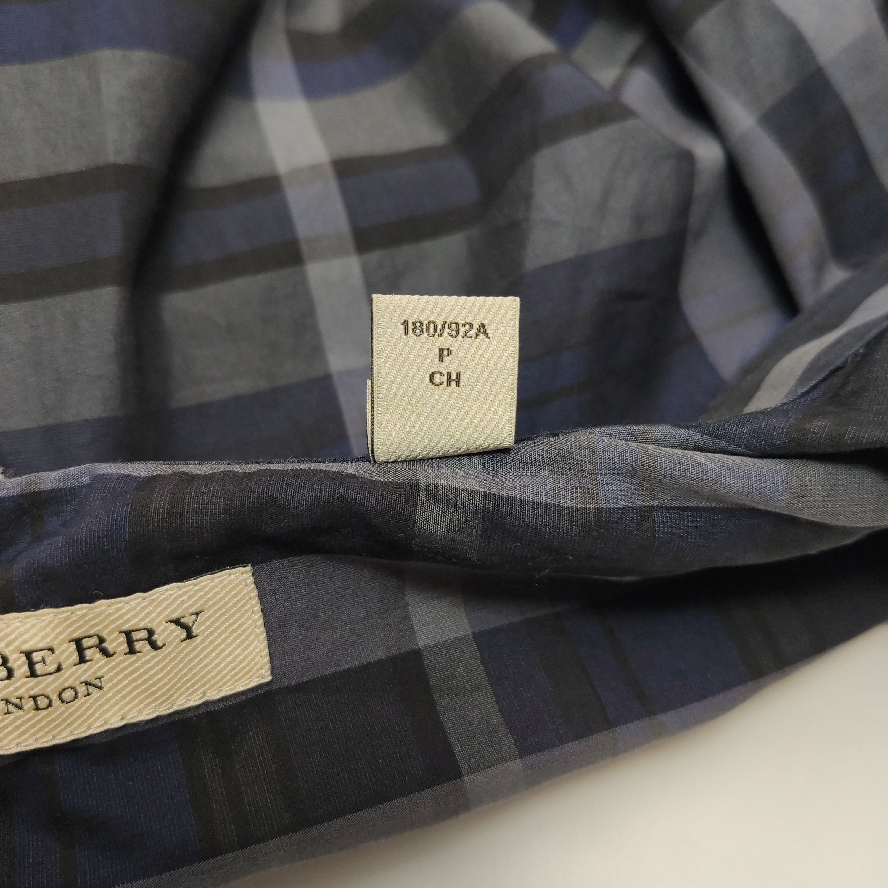 Burberry Burberry Men s Button Ups Size US S / EU 44-46 / 1 - 5 Thumbnail