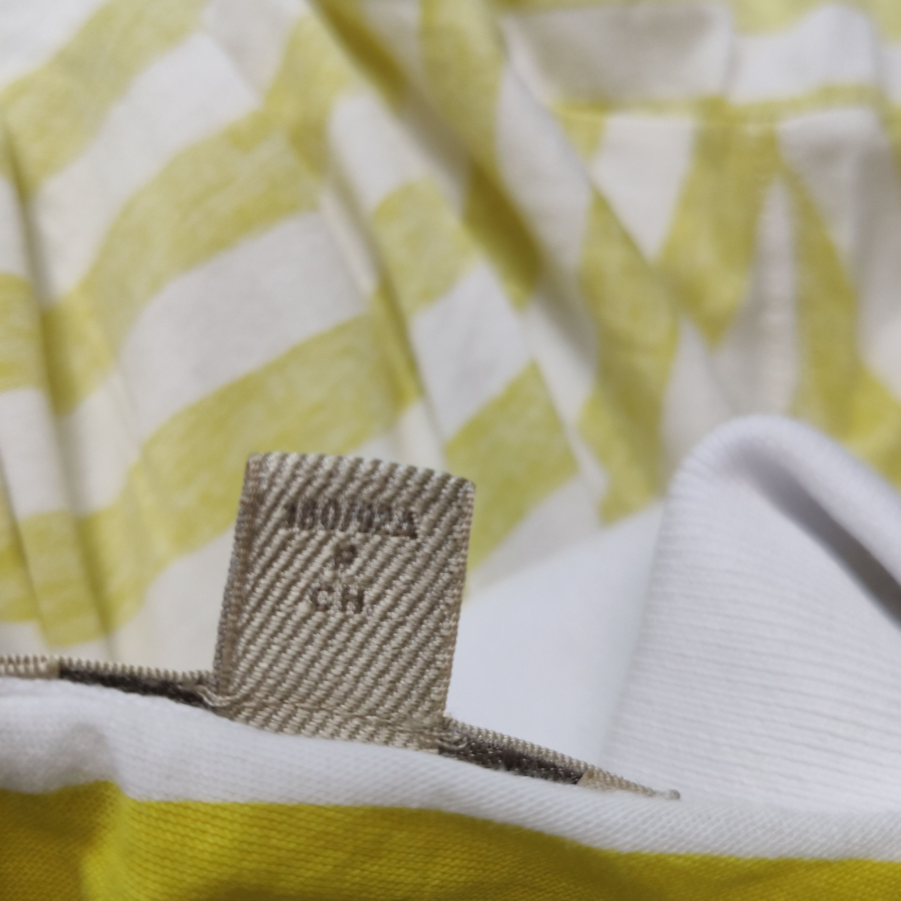 Burberry Burberry Men s Short Sleeve Shirts Size US S / EU 44-46 / 1 - 6 Thumbnail