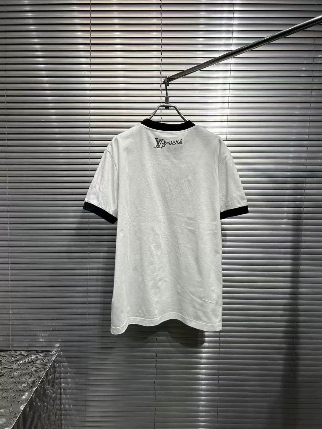 Louis Vuitton Louis Vuitton Interstate Road Graphic T-Shirt M Size US M / EU 48-50 / 2 - 3 Thumbnail
