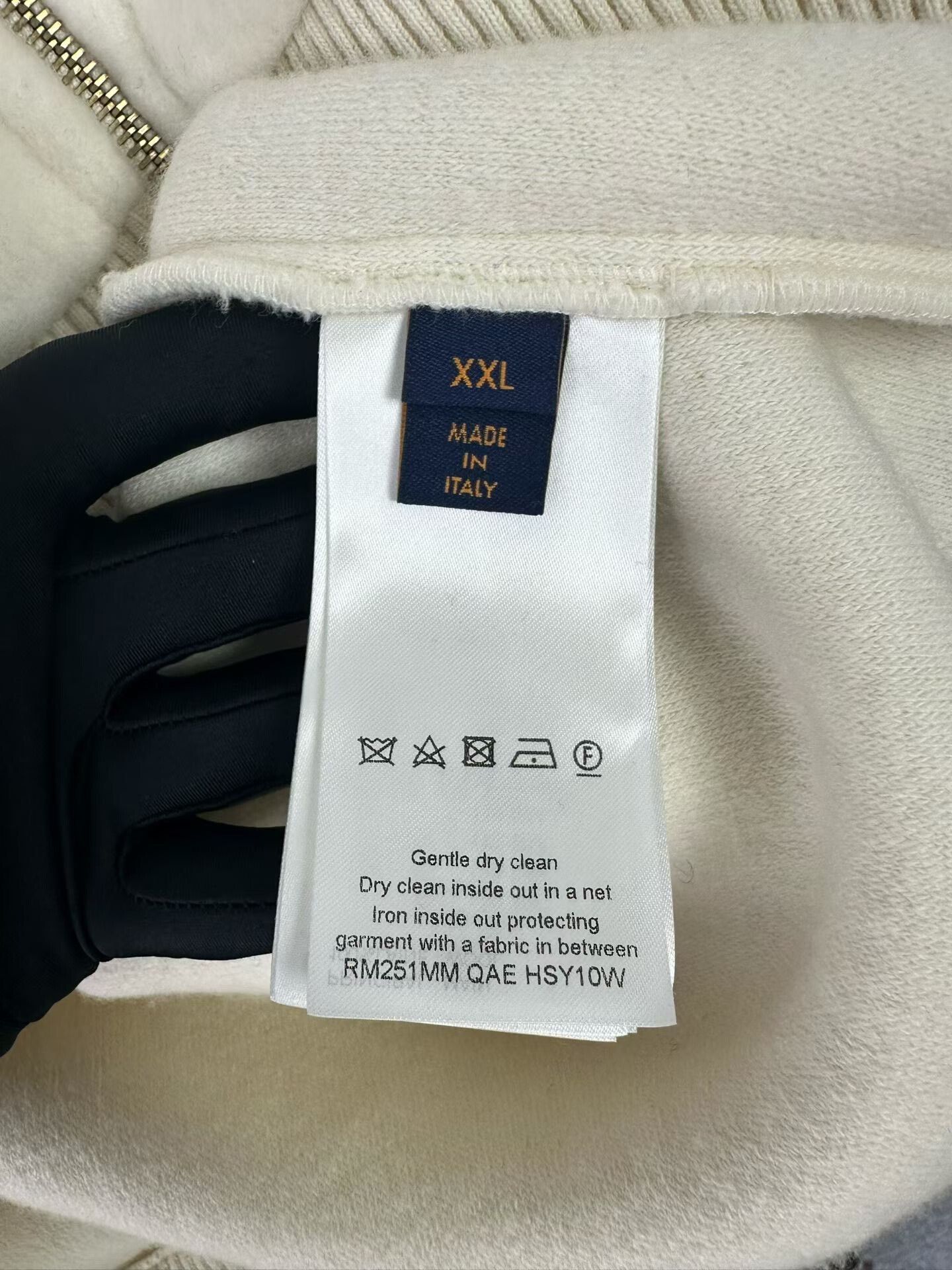 Louis Vuitton Louis Vuitton Logo Embossed Fleece Jacket XXL Size US XXL / EU 58 / 5 - 5 Thumbnail