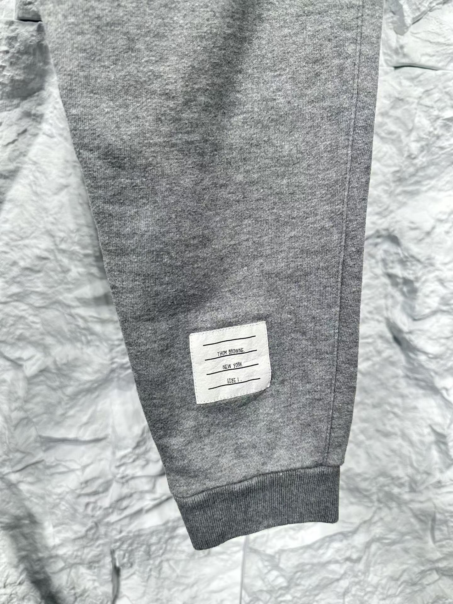 Thom Browne Thom Browne 4-Bar Stripe Sweatpants Size 1 Size US 30 / EU 46 - 4 Thumbnail