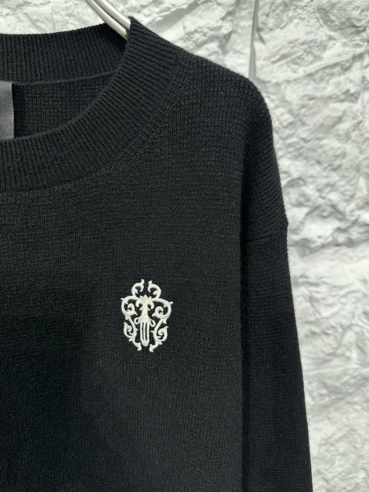 Chrome Hearts Chrome Hearts Embroidered Cashmere Sweater L Size US L / EU 52-54 / 3 - 4 Thumbnail