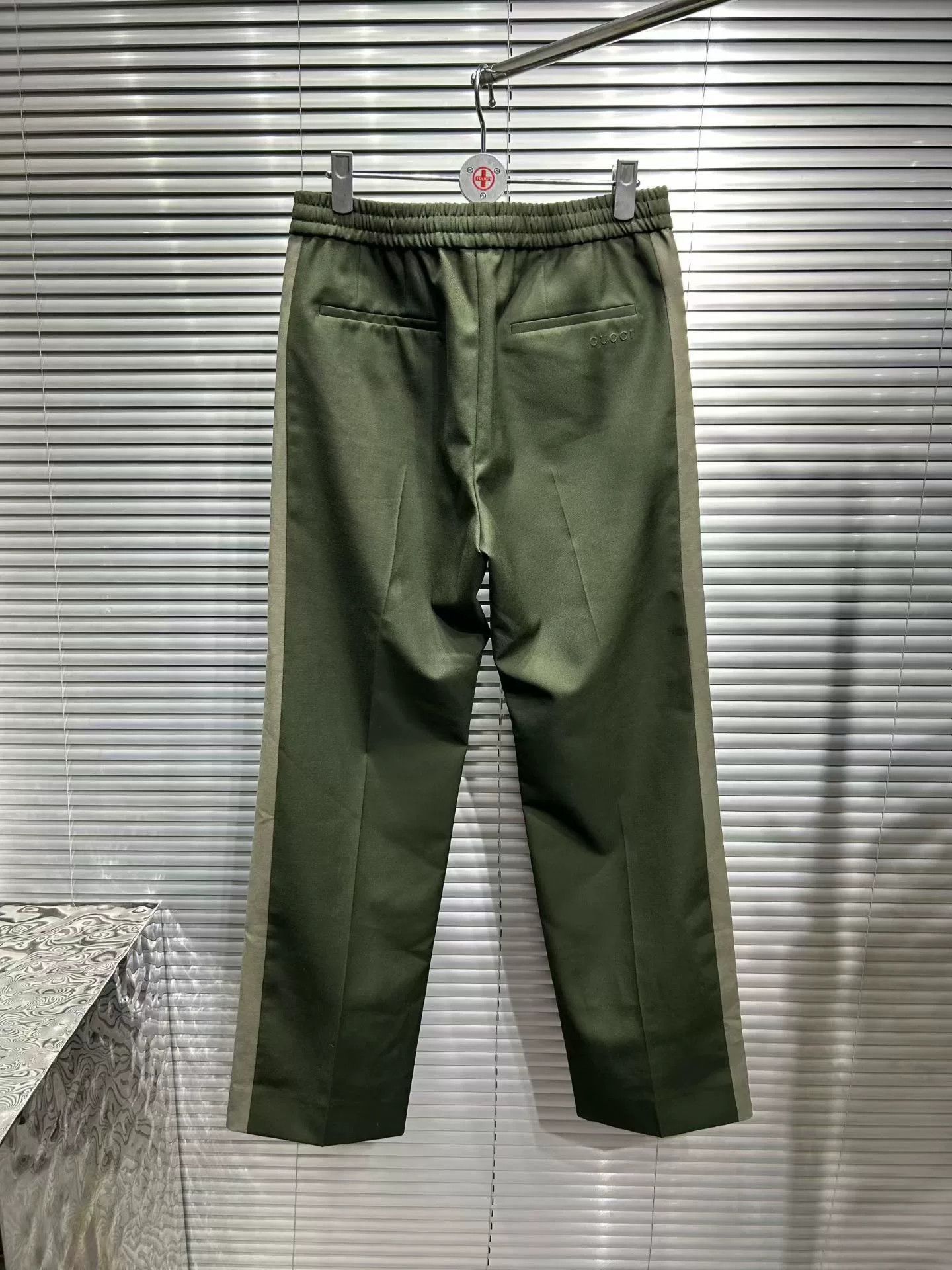 Gucci Gucci Side Stripe Casual Pants Size 46 Size US 30 / EU 46 - 3 Thumbnail